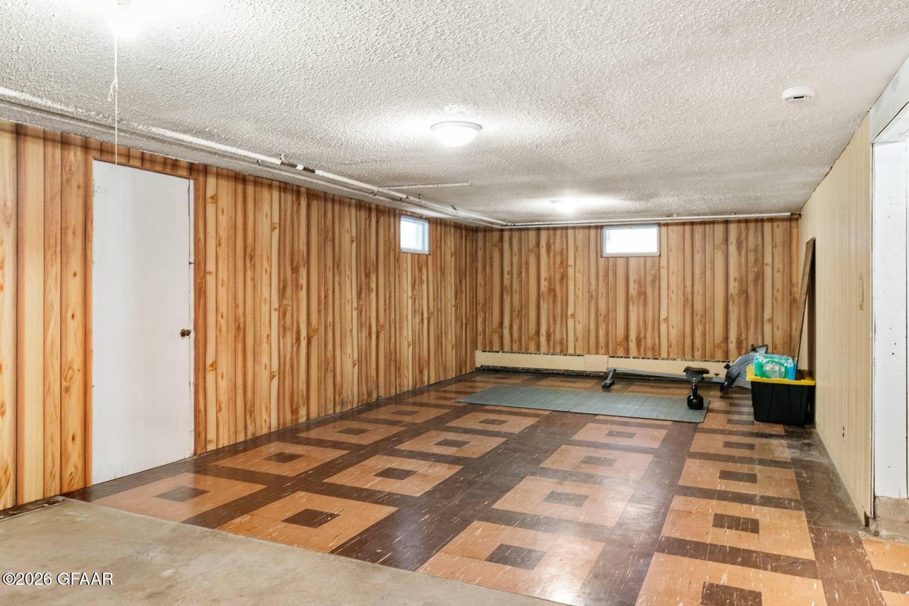property viewer photo 19