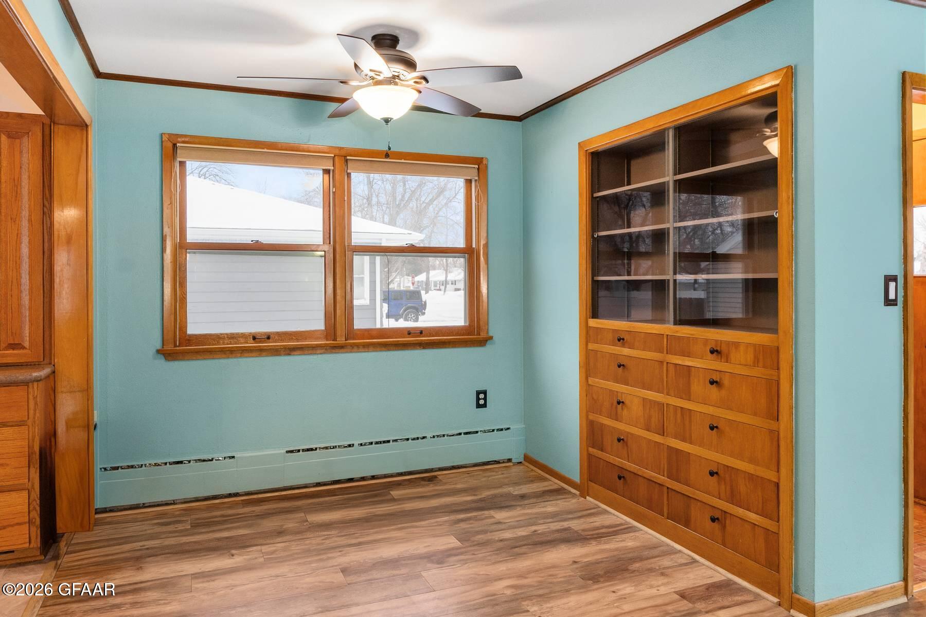 property viewer photo 3