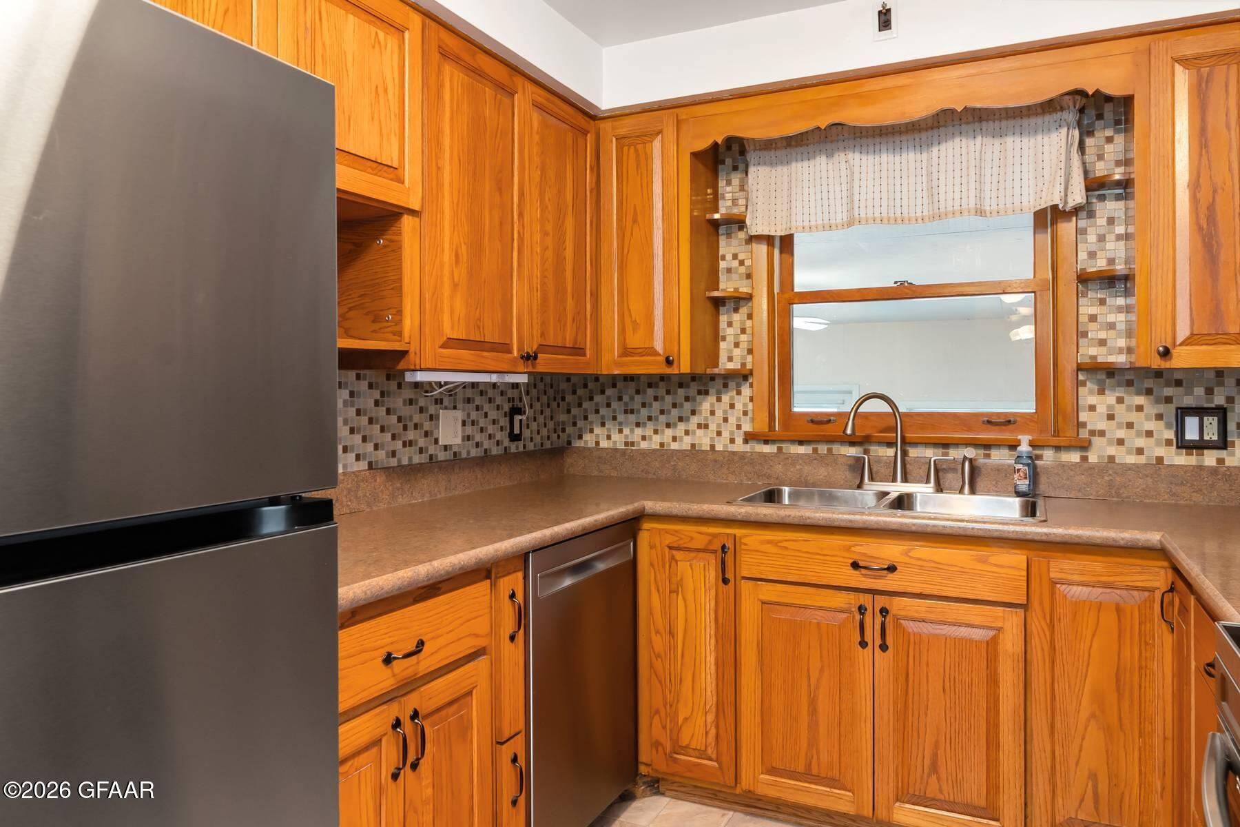 property viewer photo 5