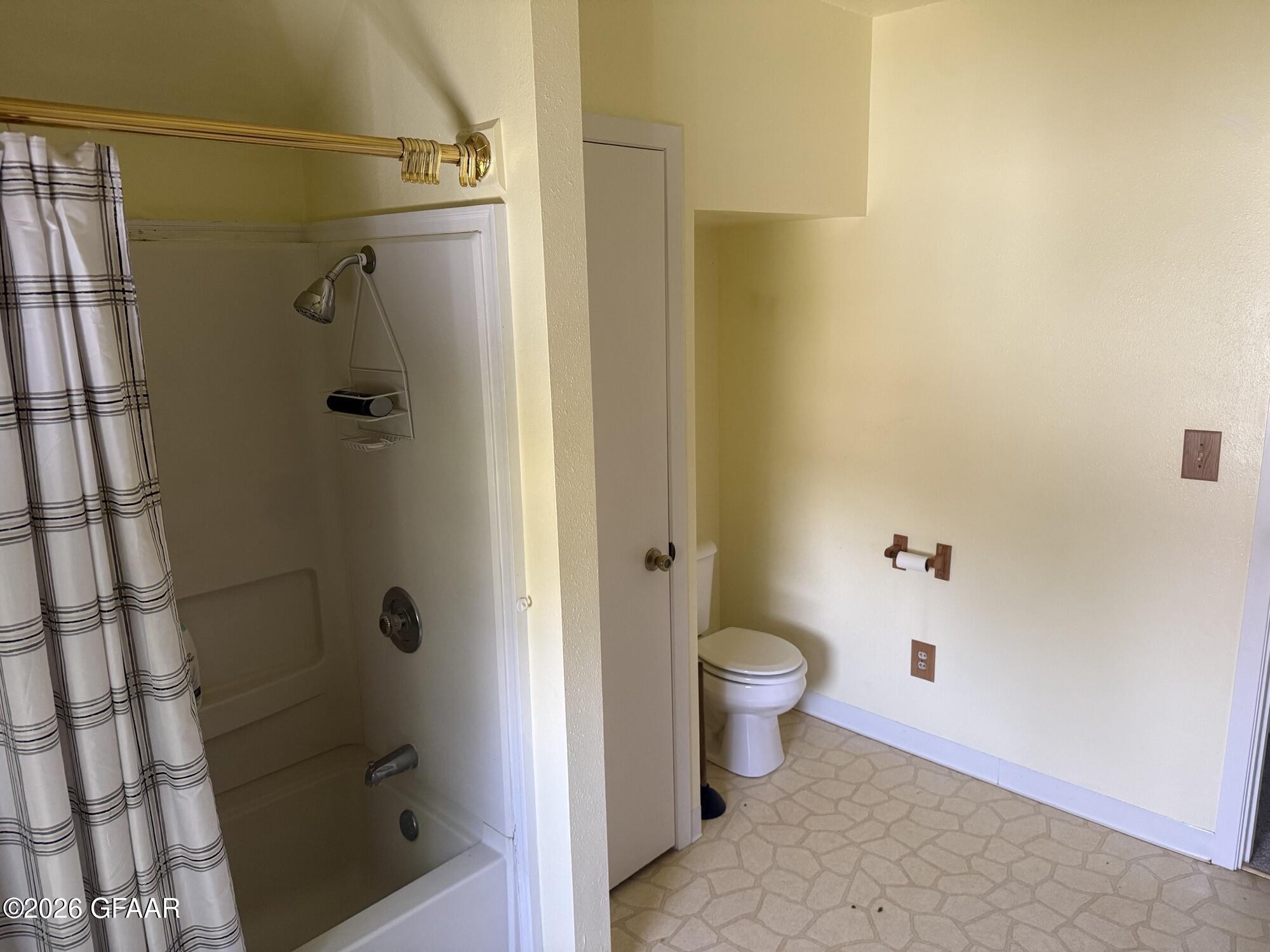 main property photo 59