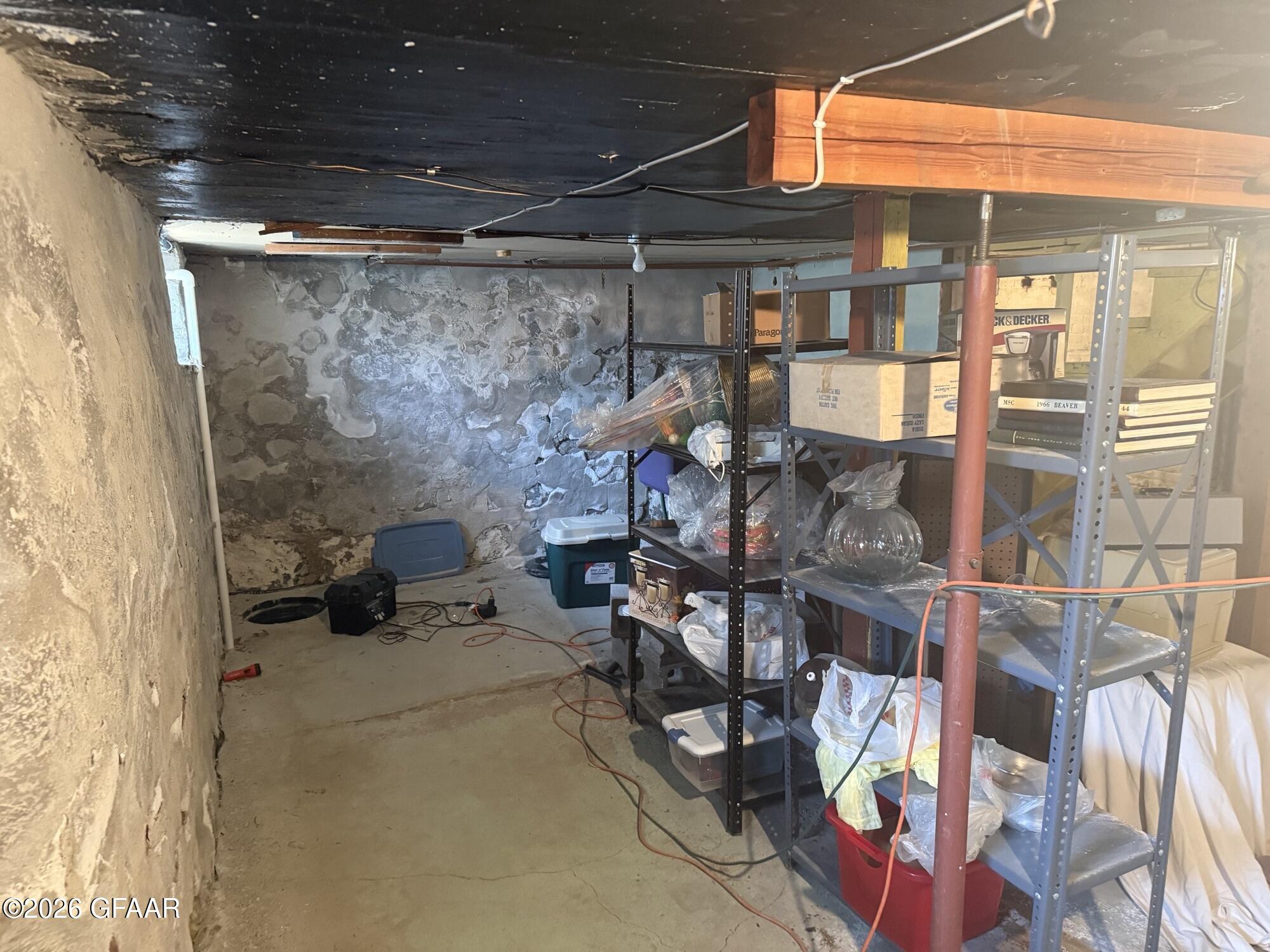 main property photo 74