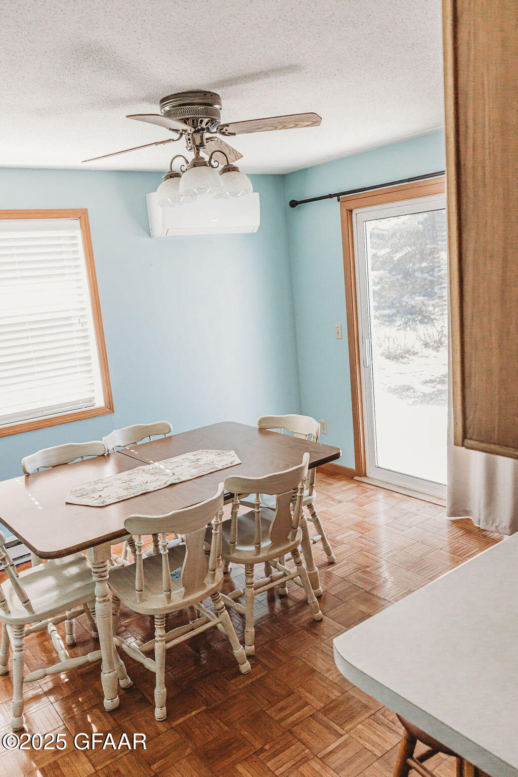 property viewer photo 10