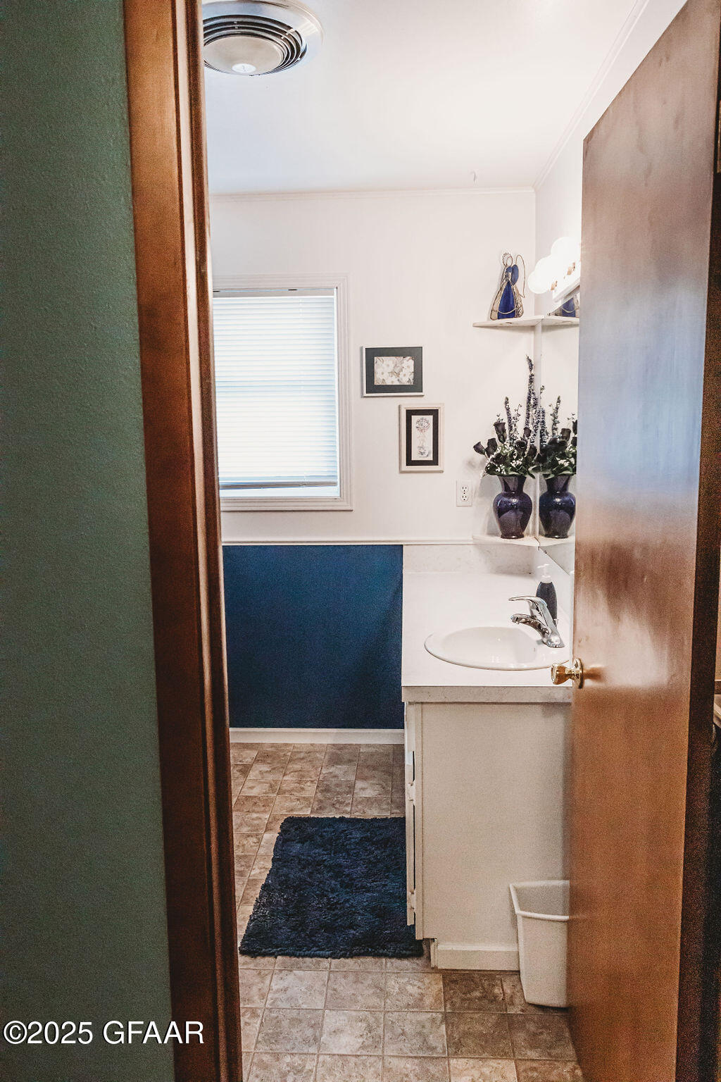 property viewer photo 17