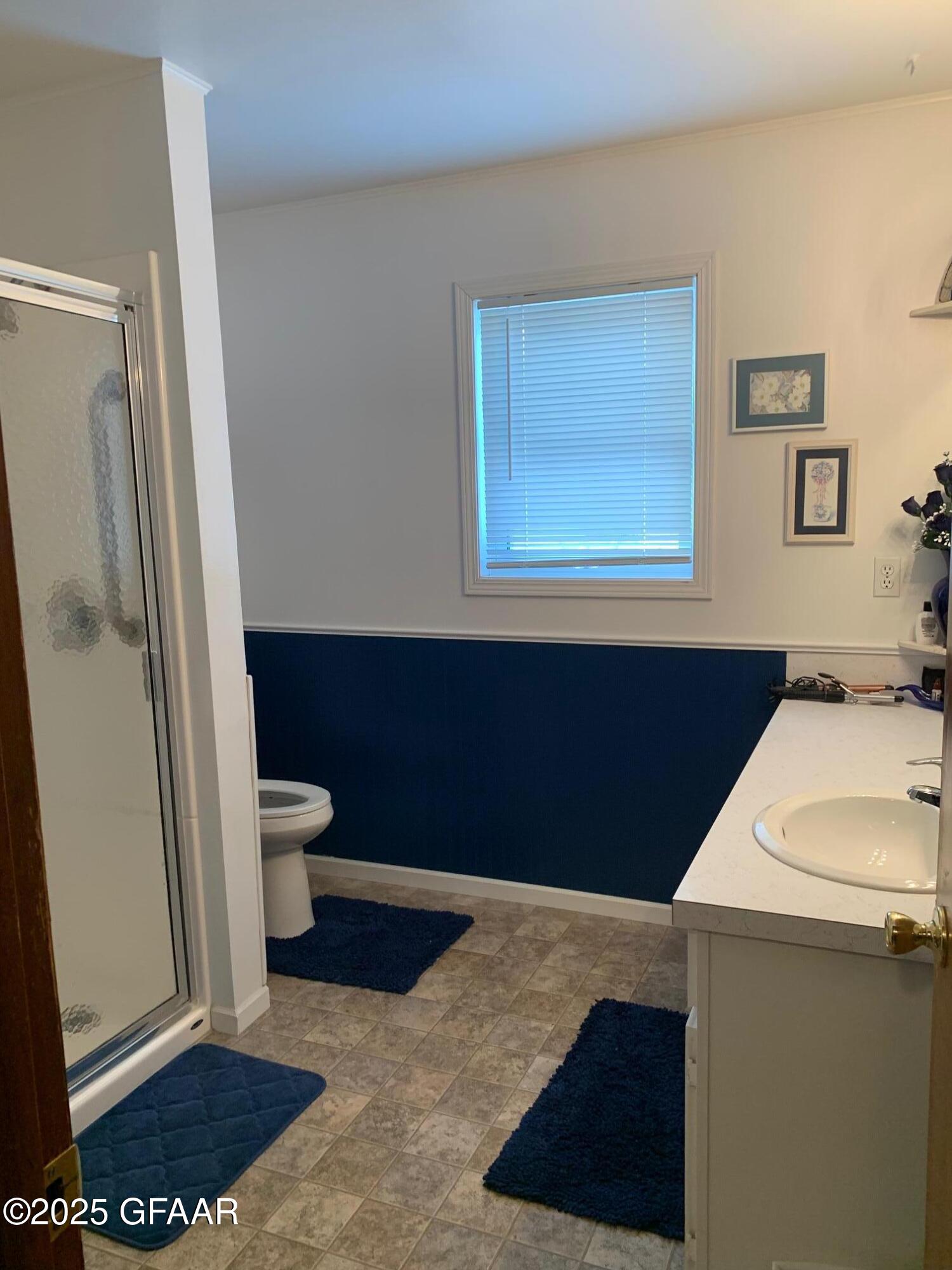 property viewer photo 18