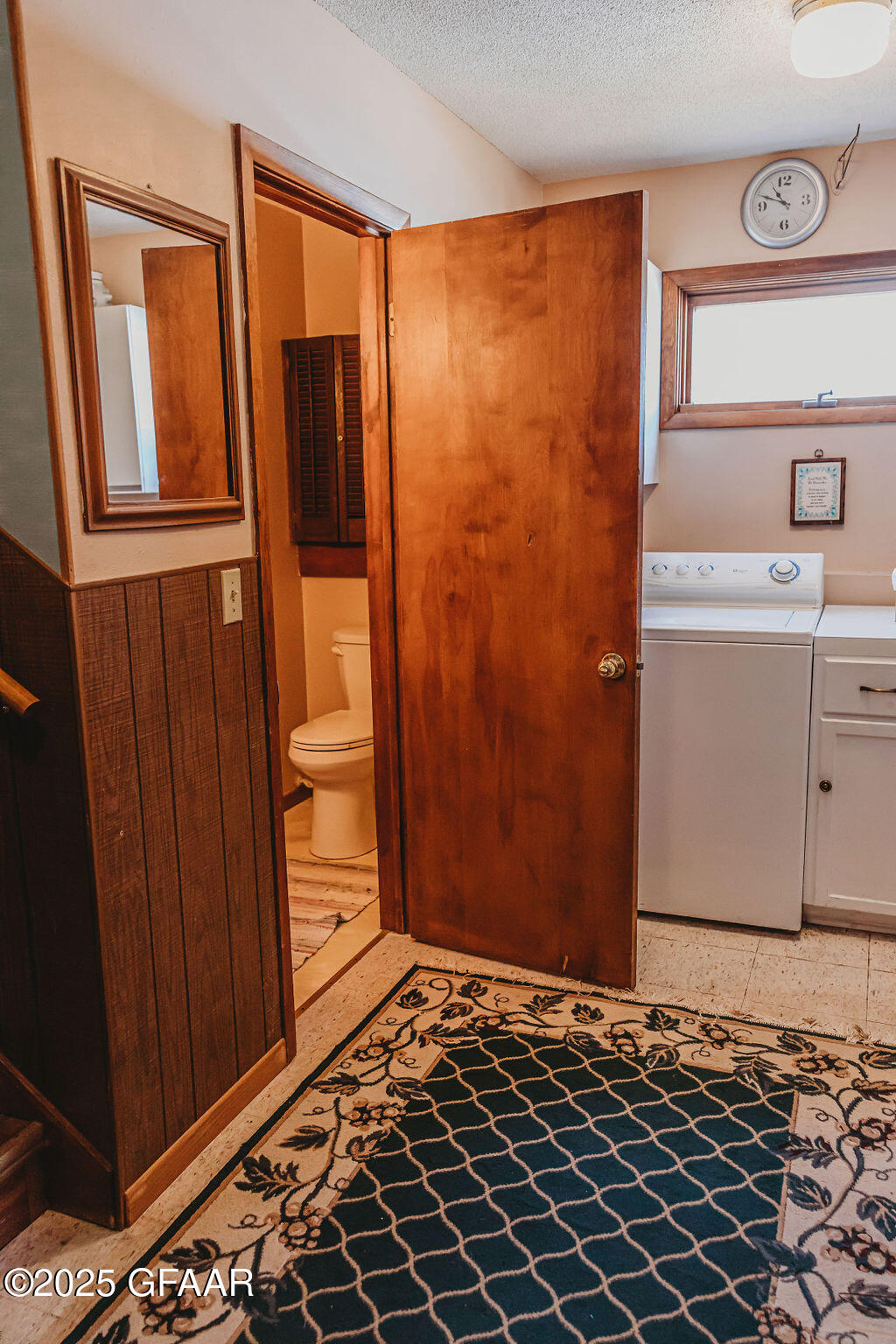 property viewer photo 2