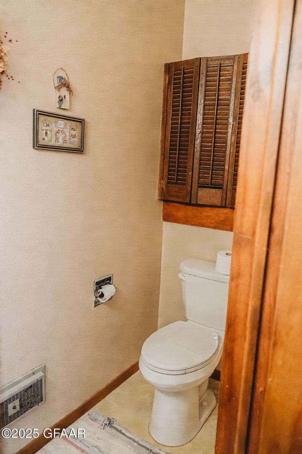 property viewer photo 5