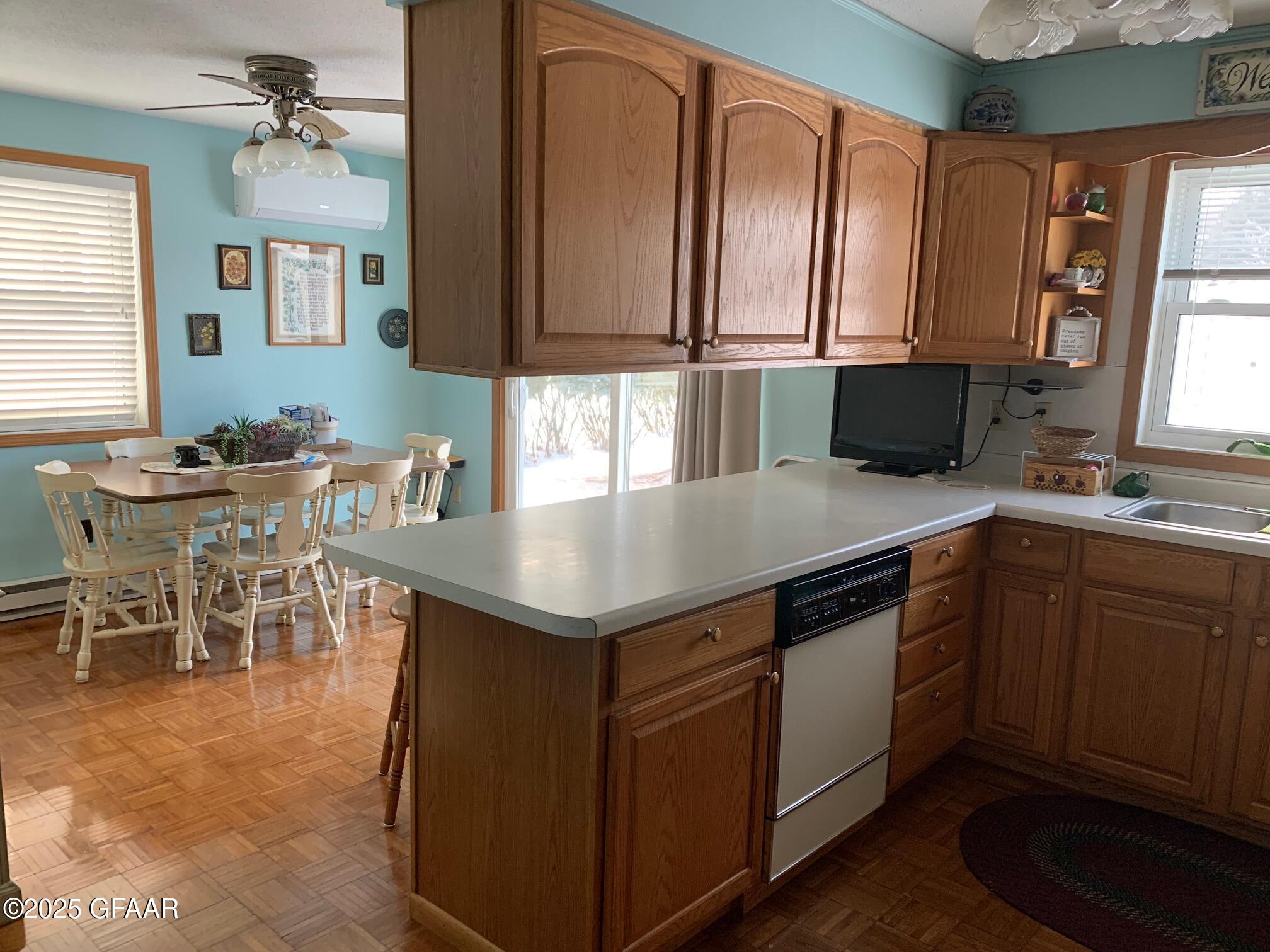 property viewer photo 9