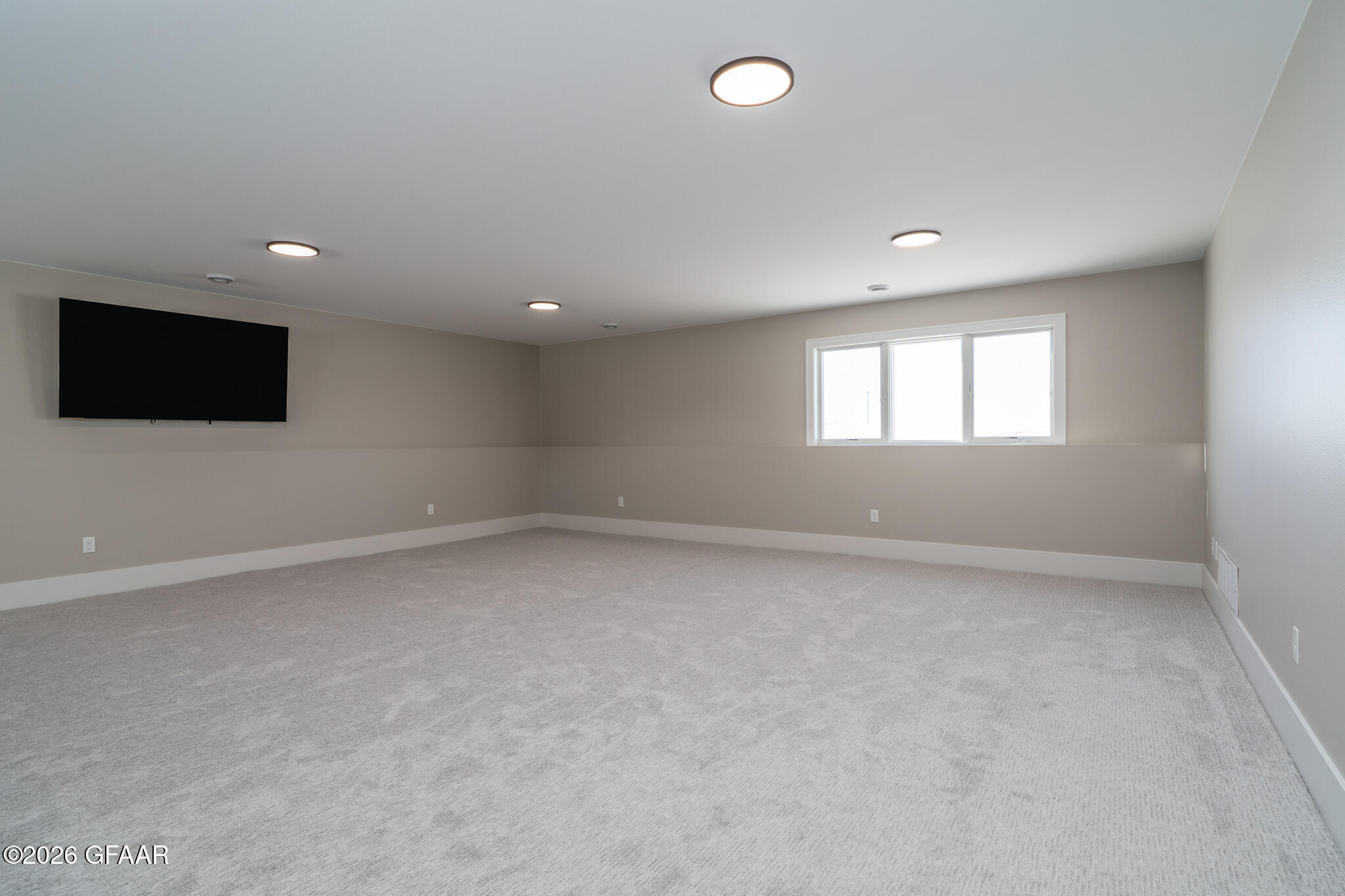 property viewer photo 22