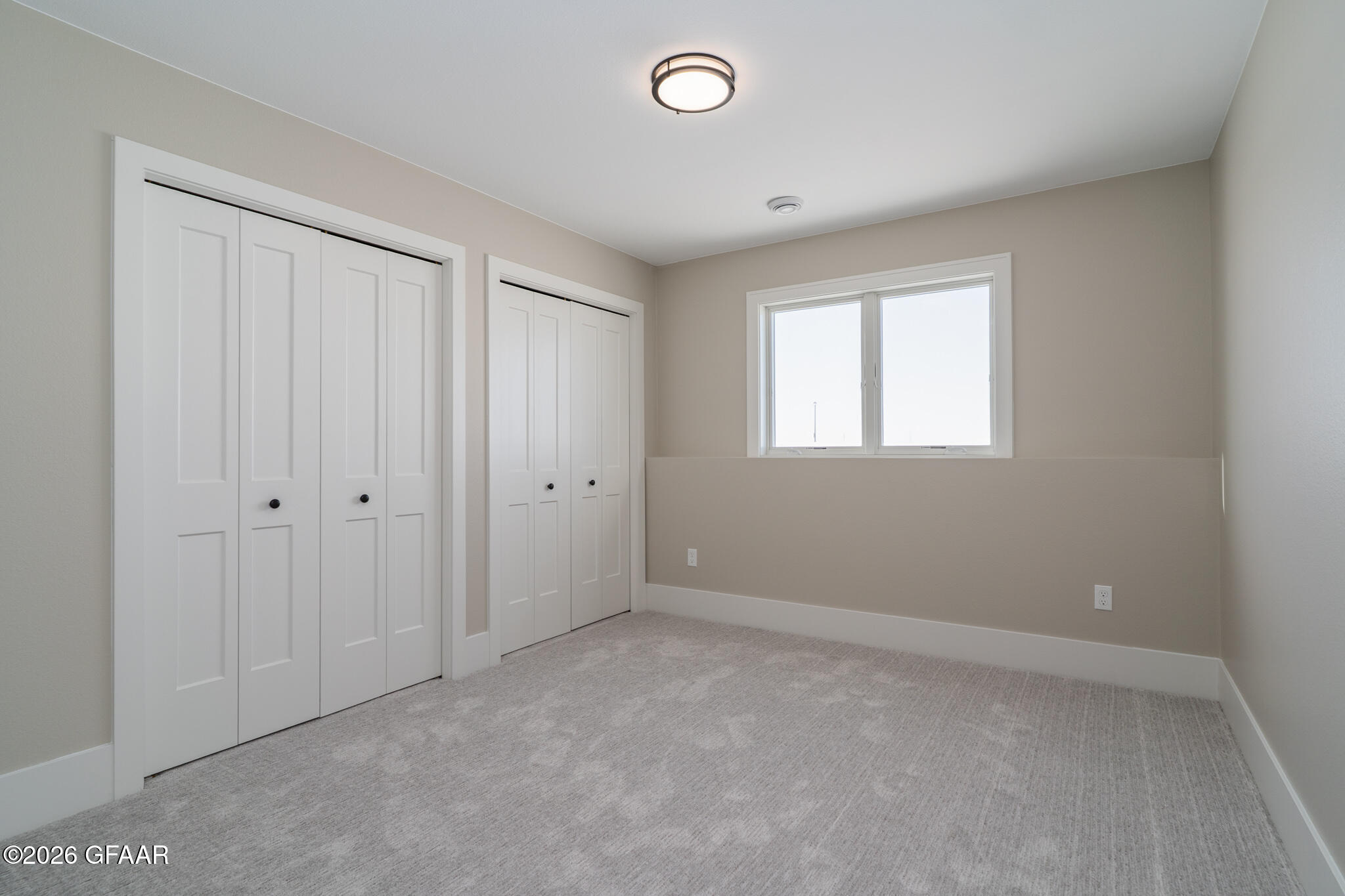 property viewer photo 26