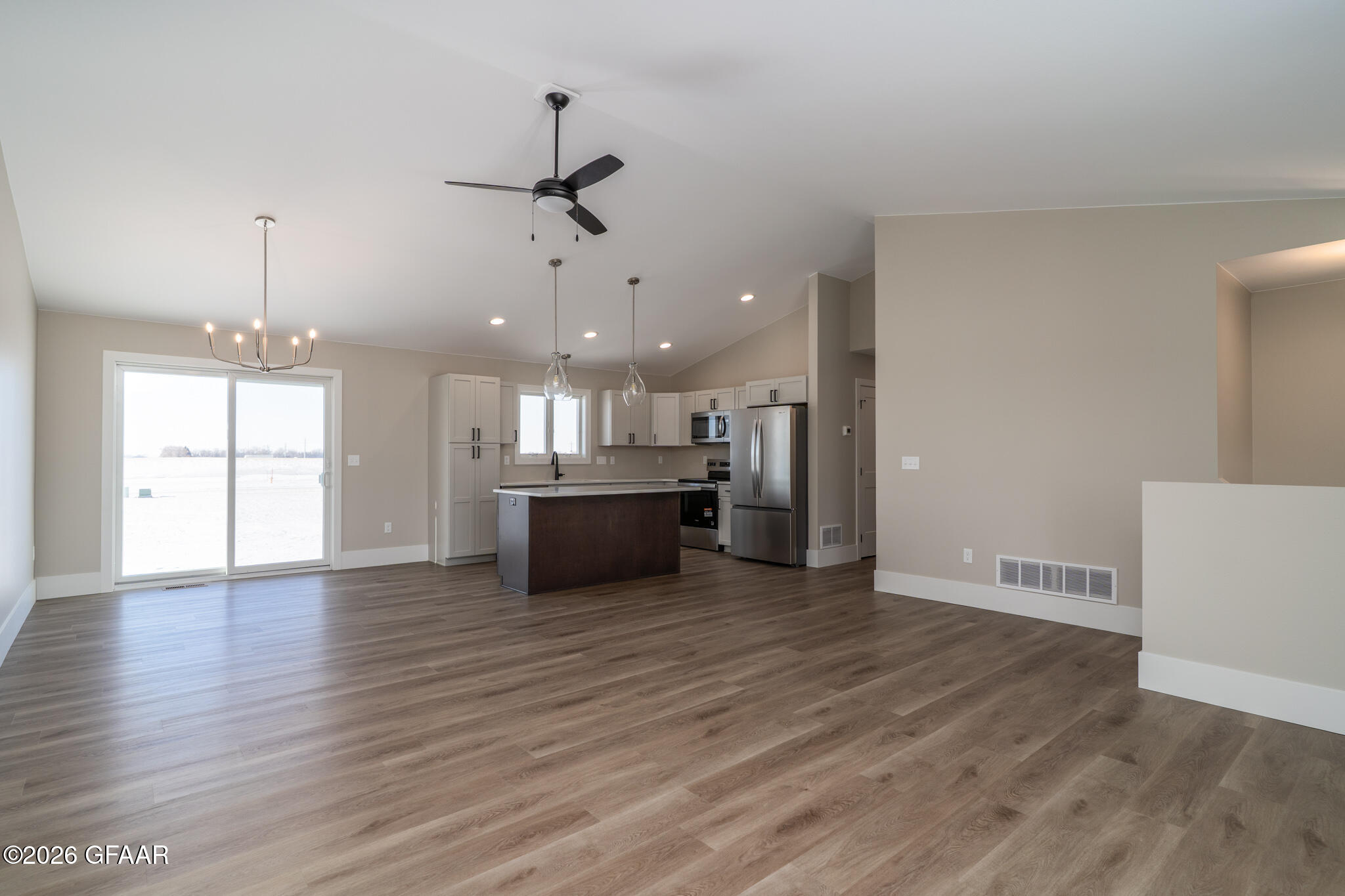 property viewer photo 4