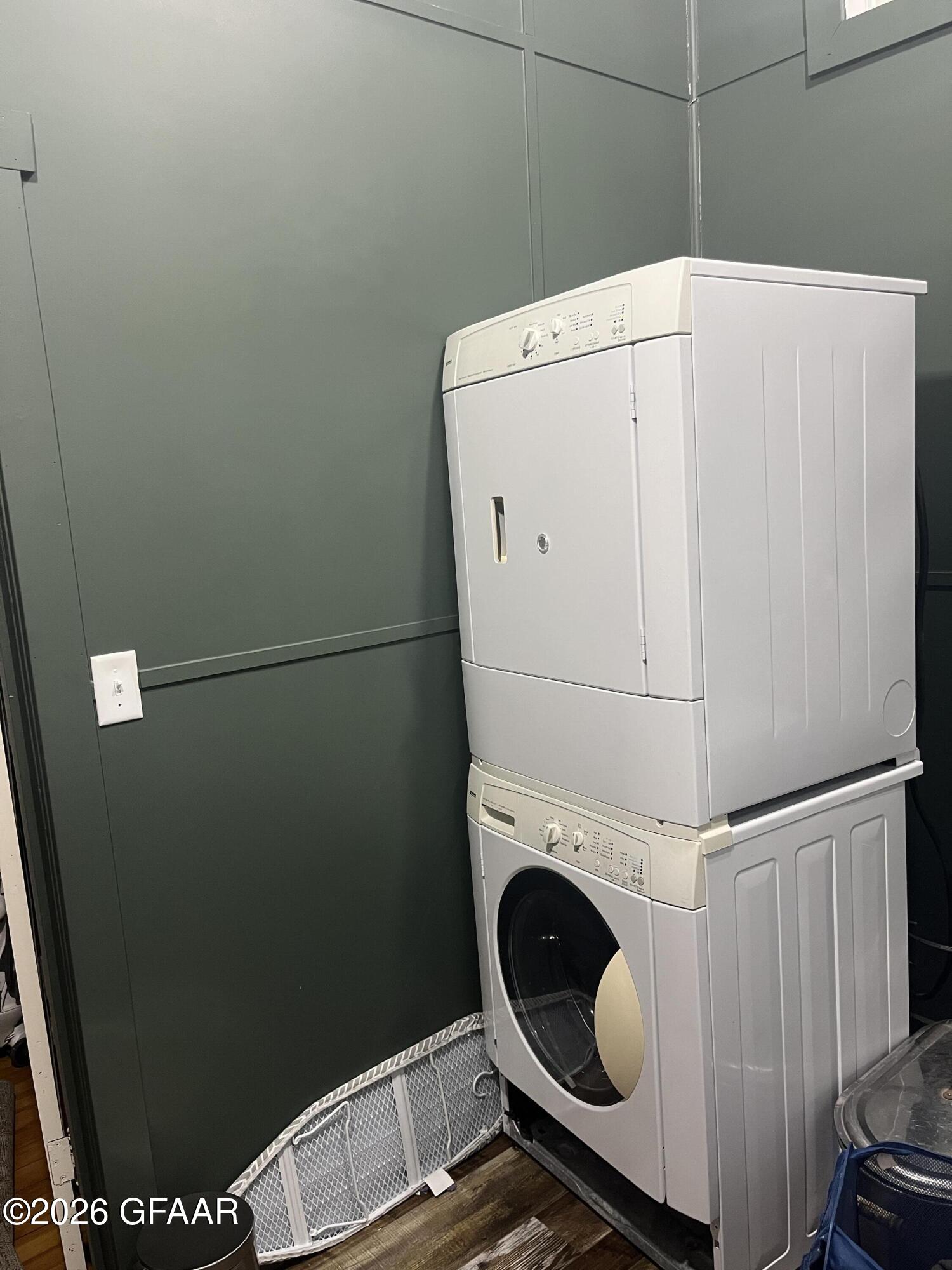 property viewer photo 13