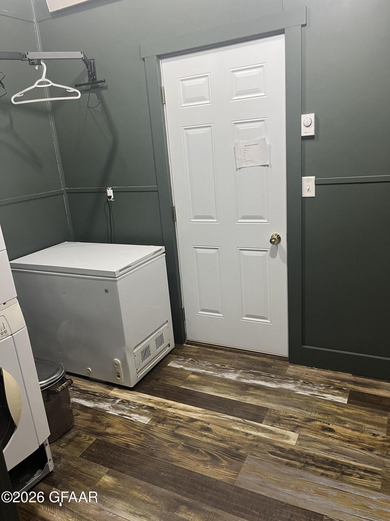 property viewer photo 14