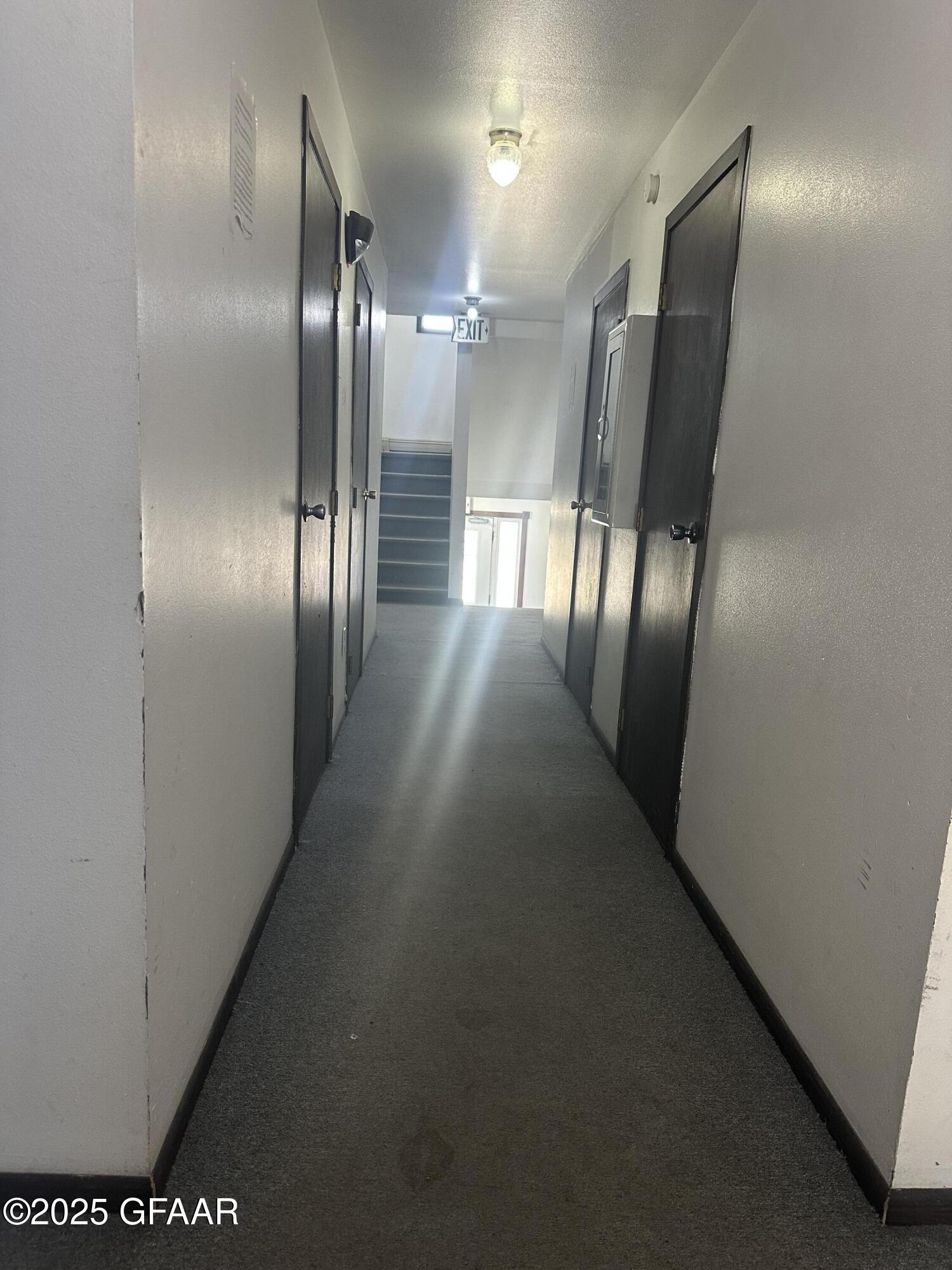 property viewer photo 1