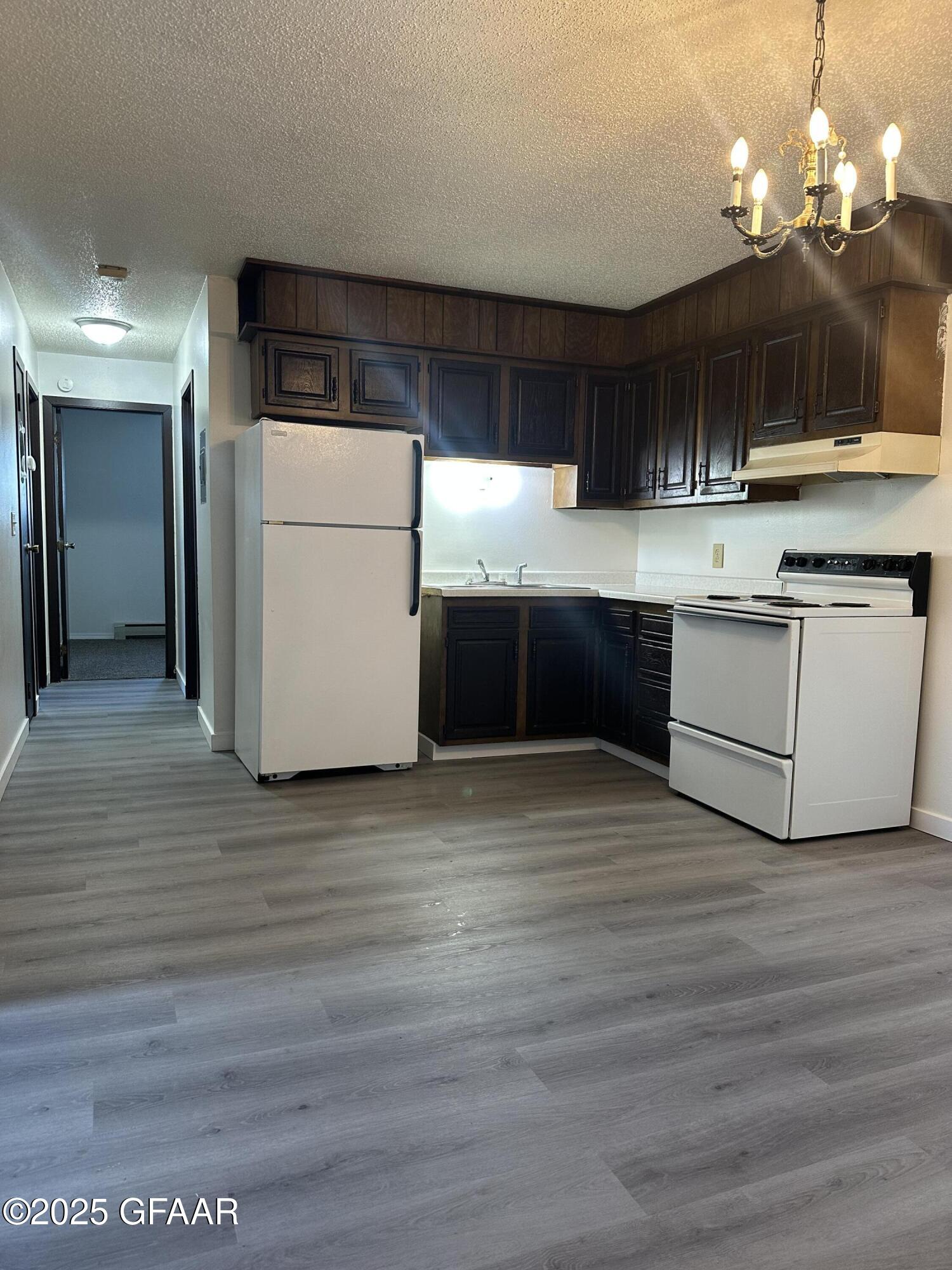 property viewer photo 5