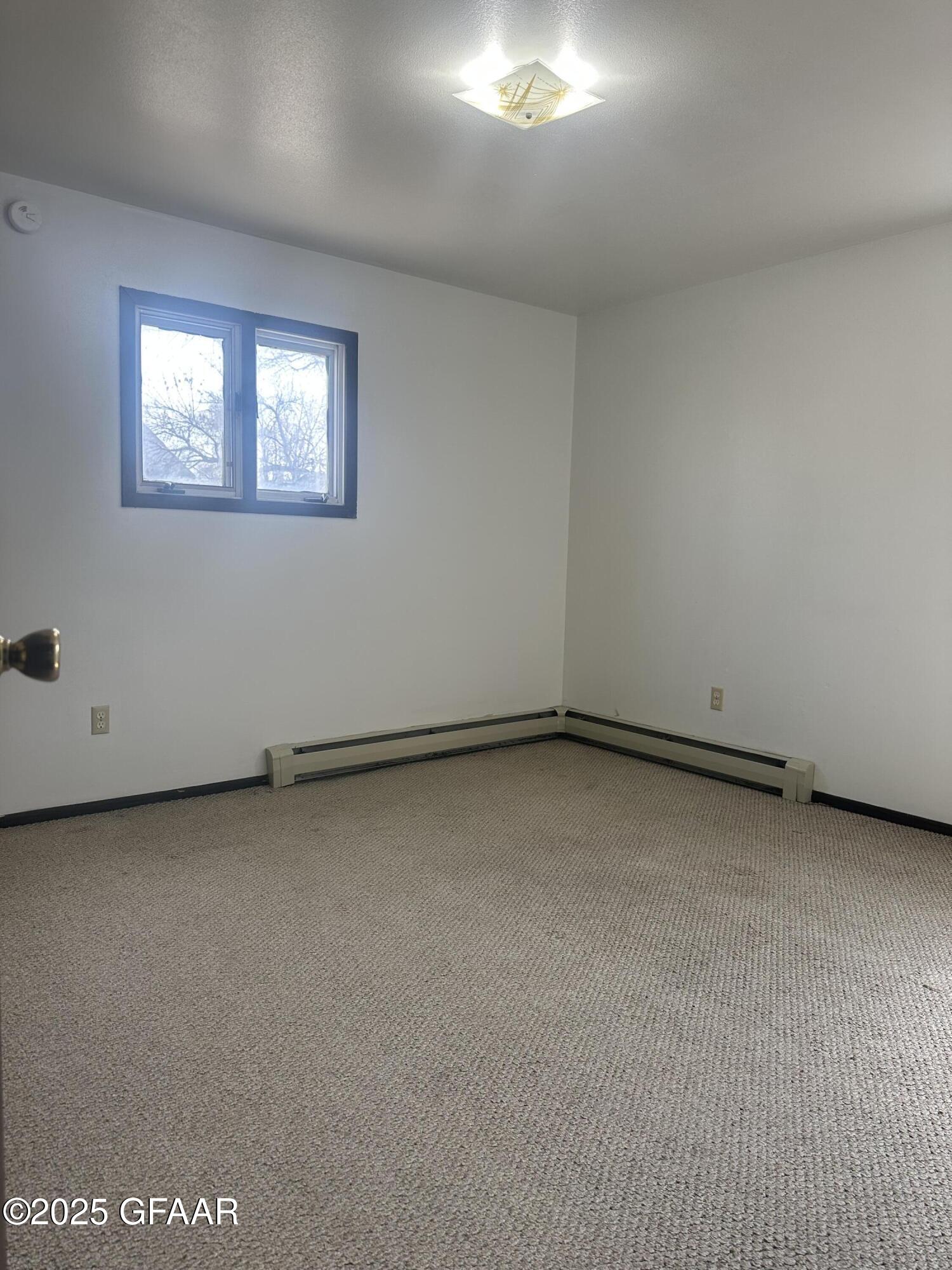 property viewer photo 6