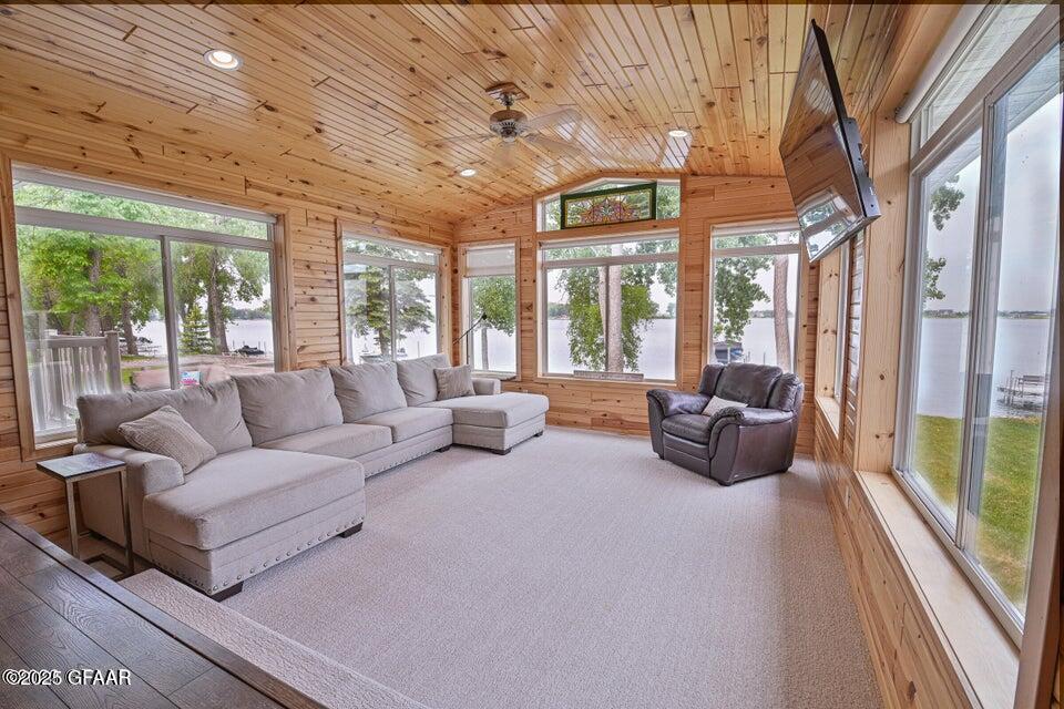 property viewer photo 10