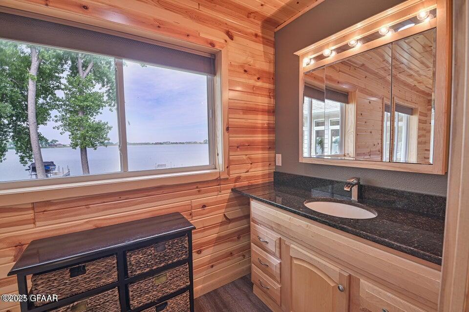 property viewer photo 24
