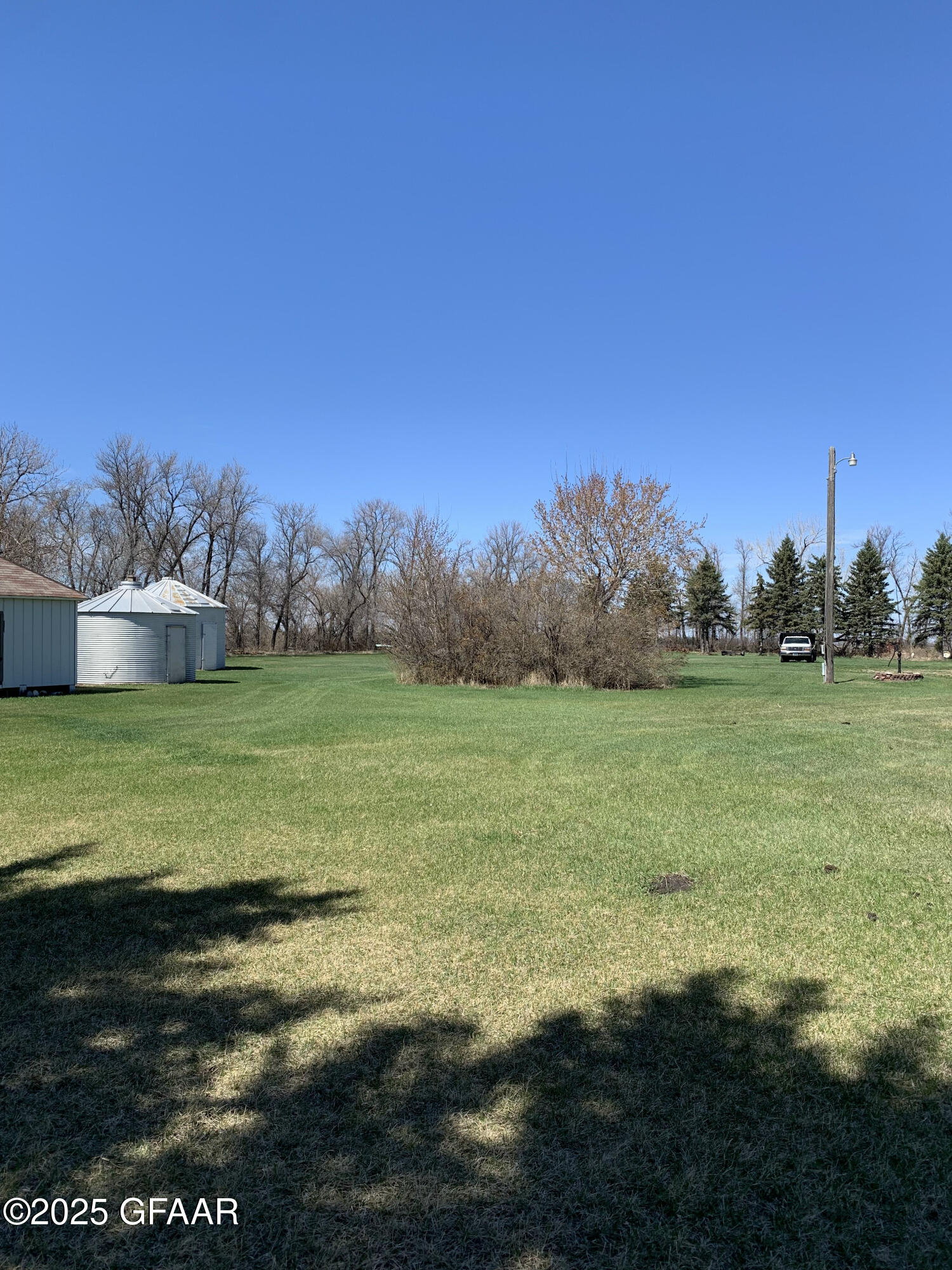 main property photo 31