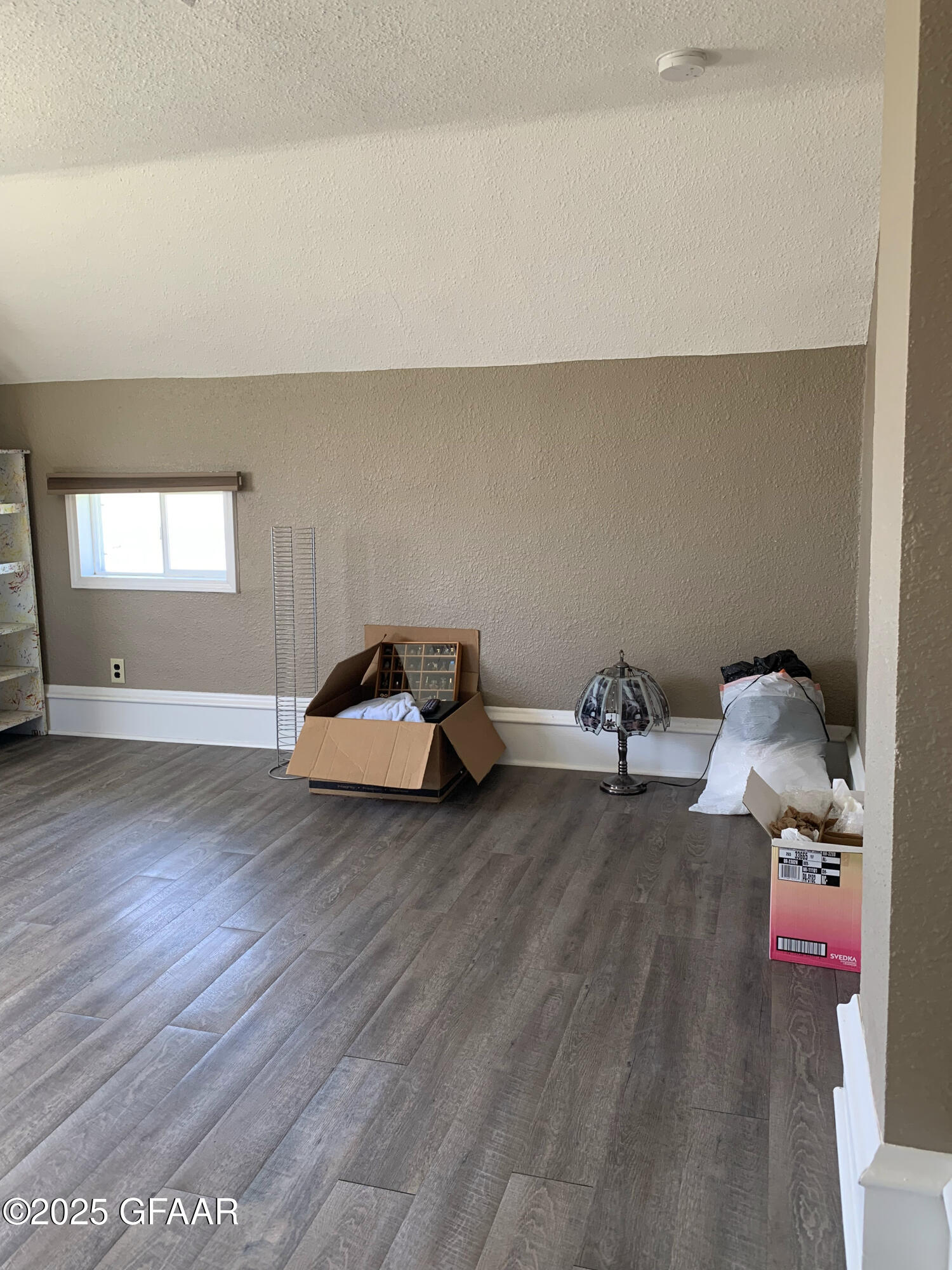 main property photo 58