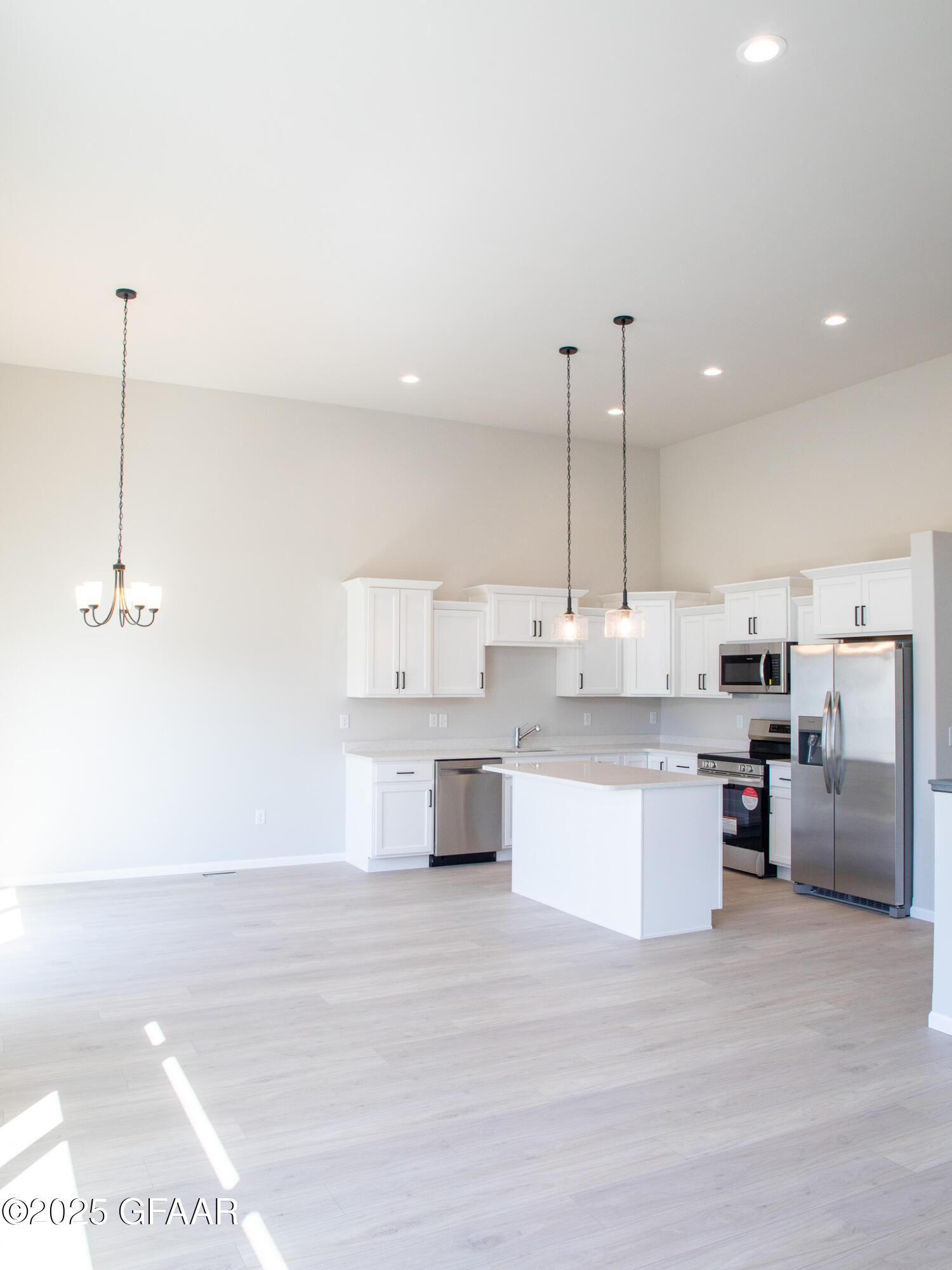 property viewer photo 11