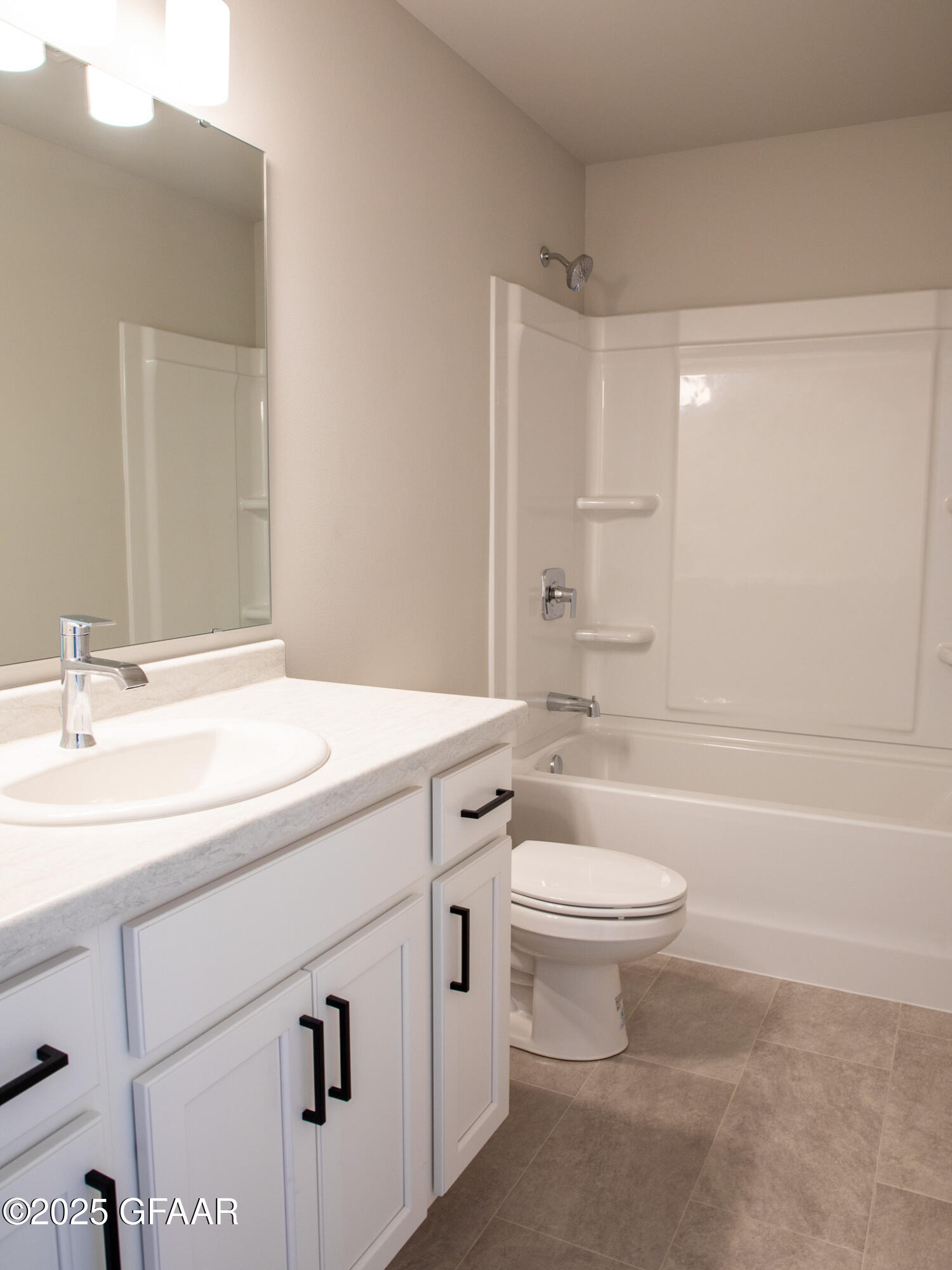property viewer photo 19