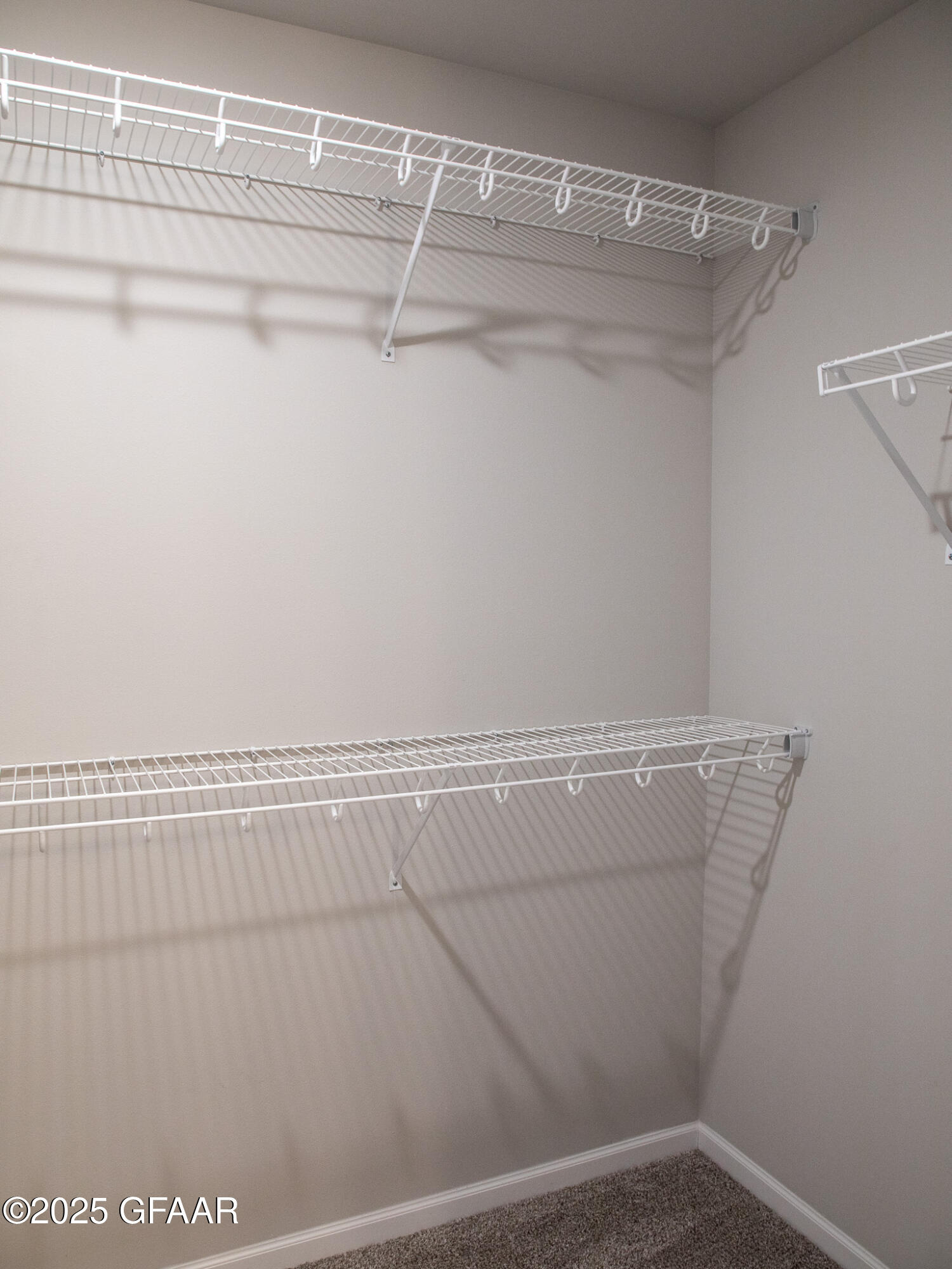 property viewer photo 27