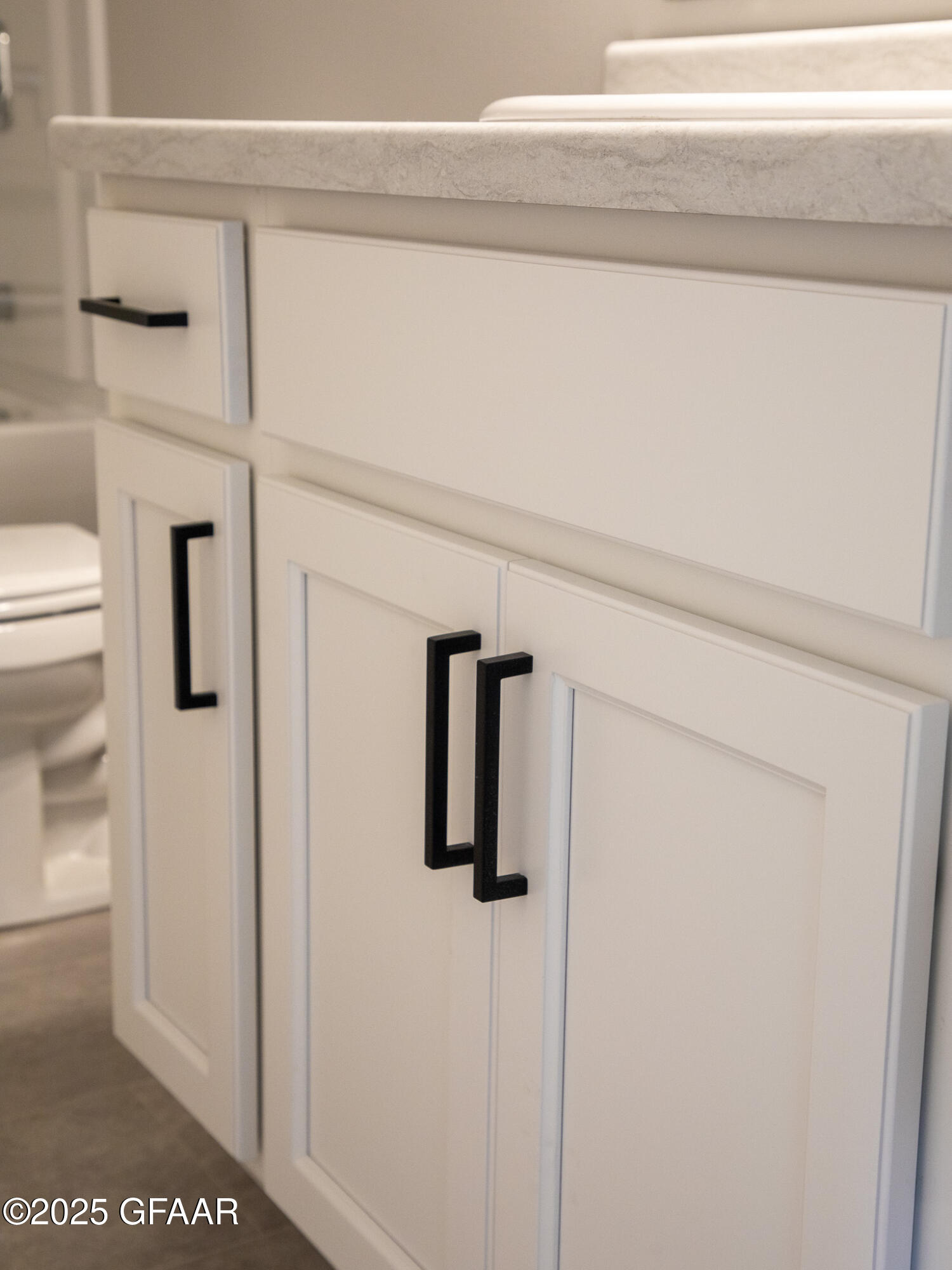 property viewer photo 31