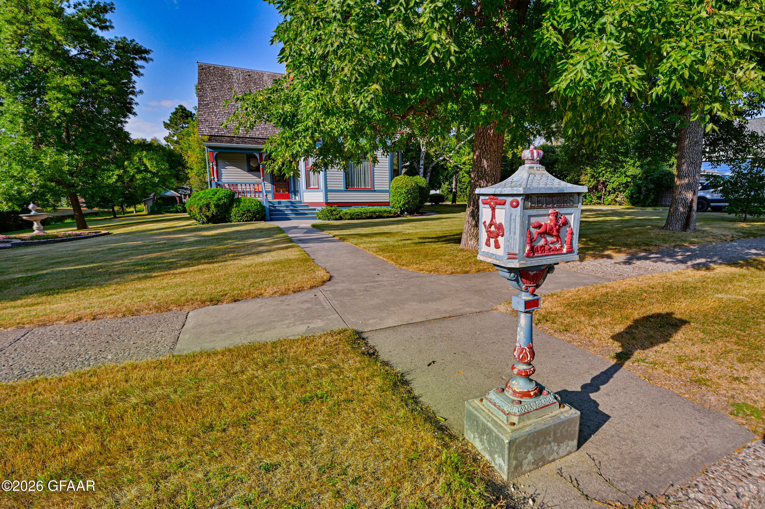 main property photo 2