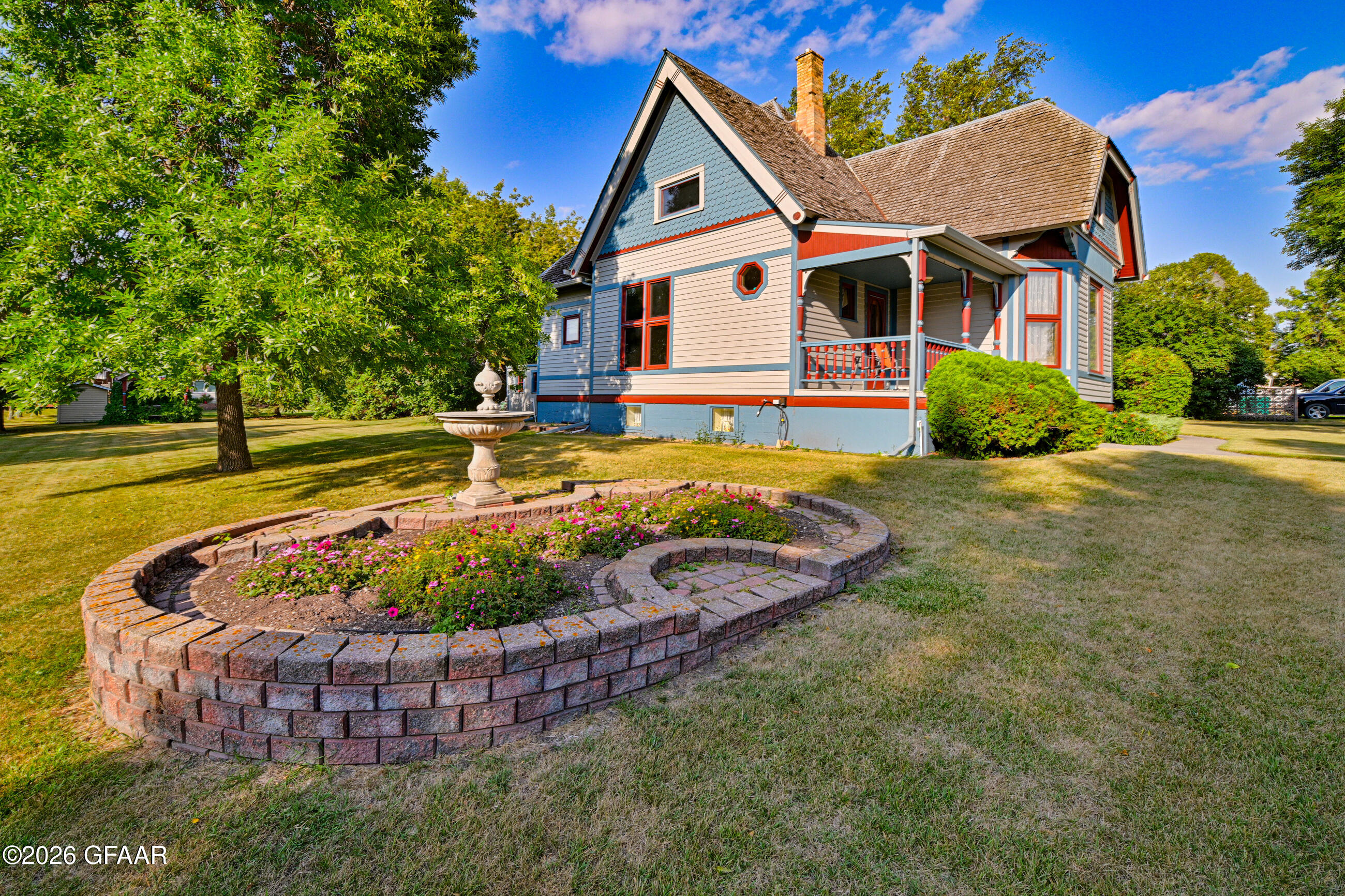 main property photo 3