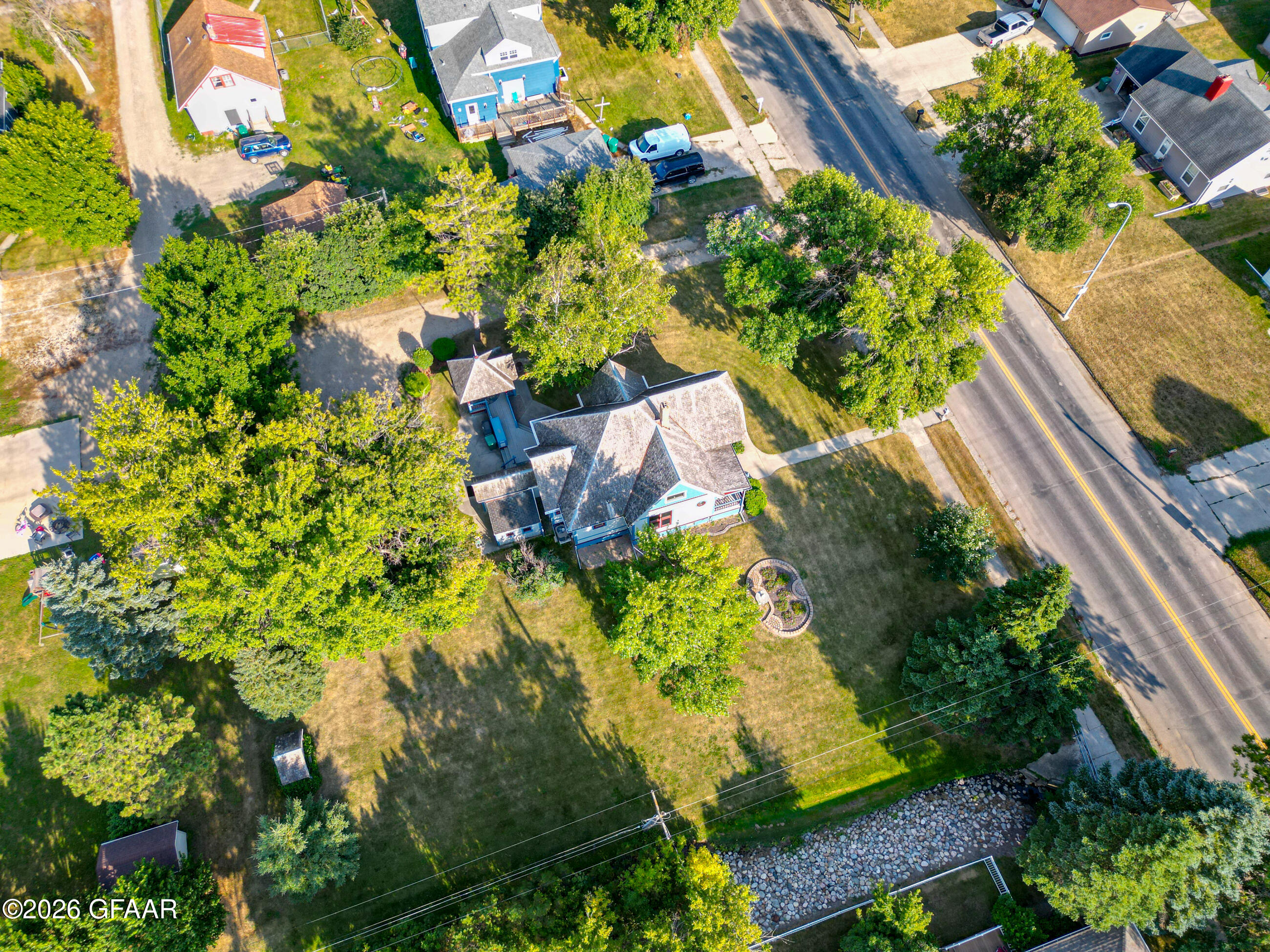 main property photo 8