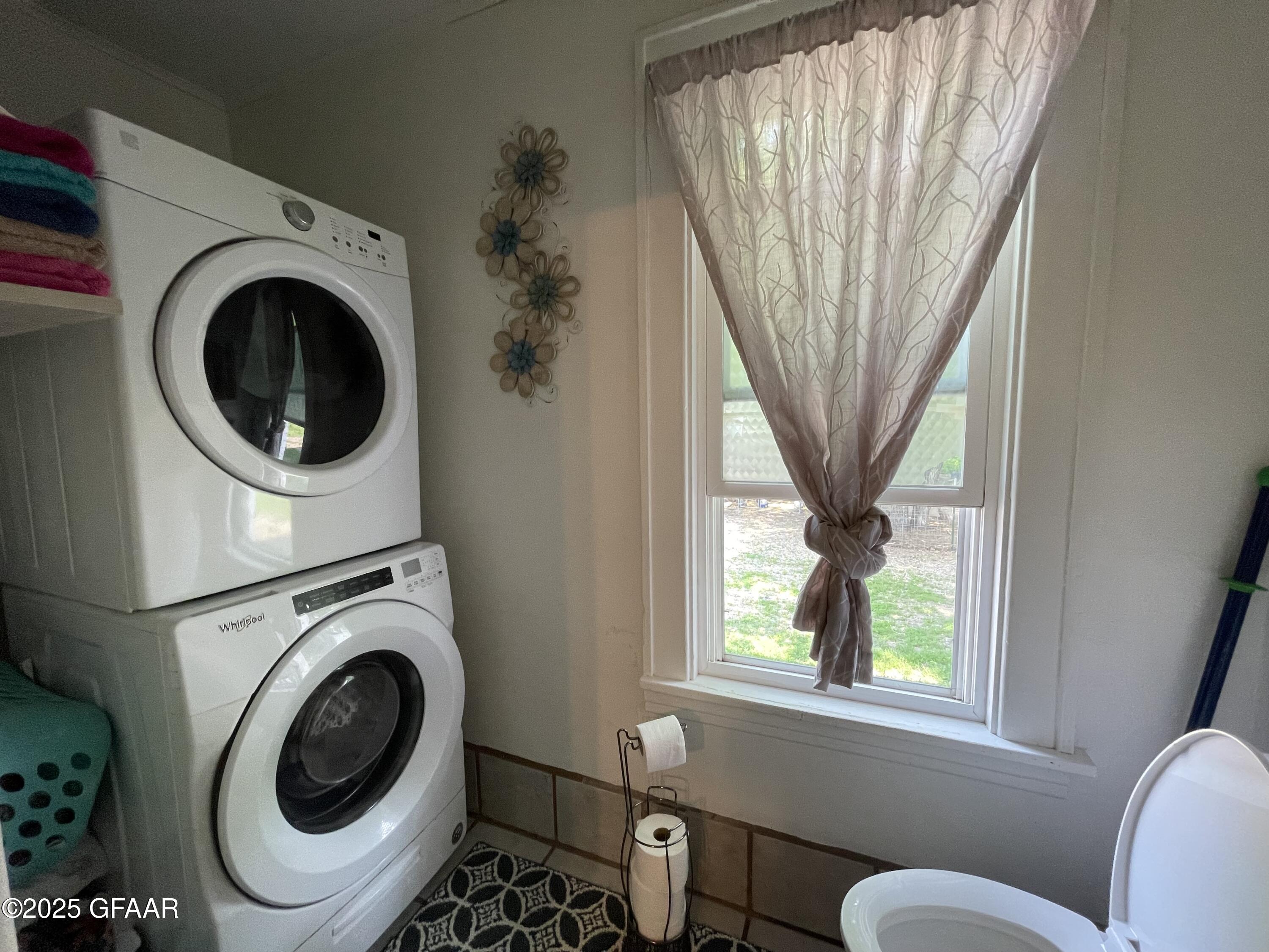main property photo 12