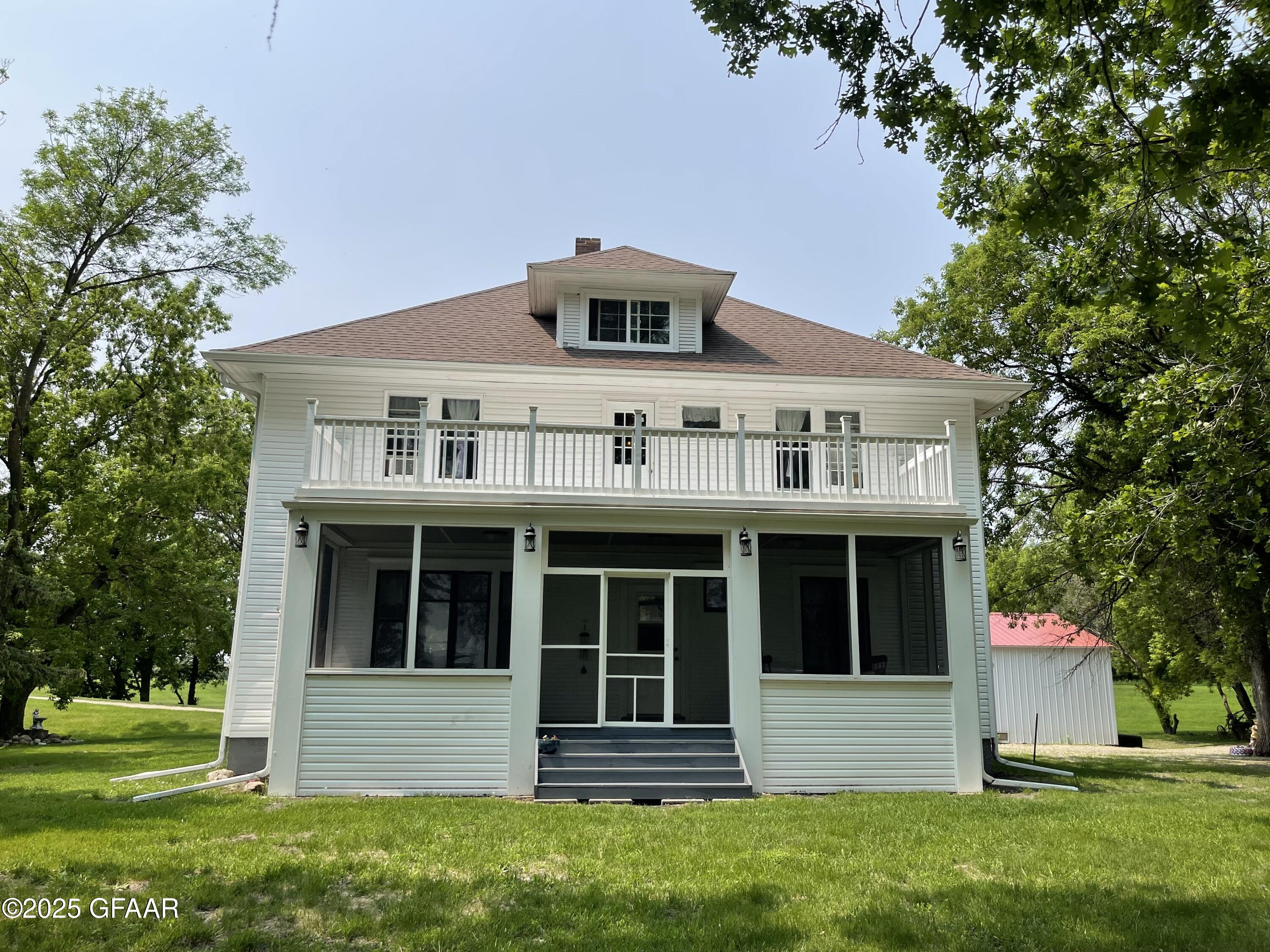 main property photo 37
