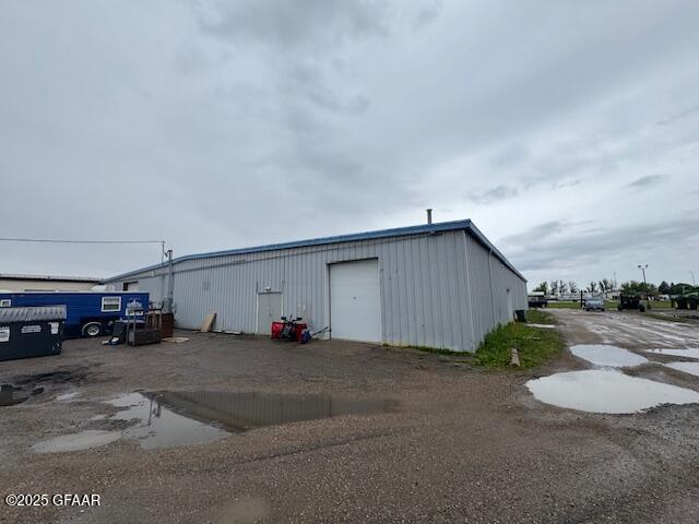 main property photo 25