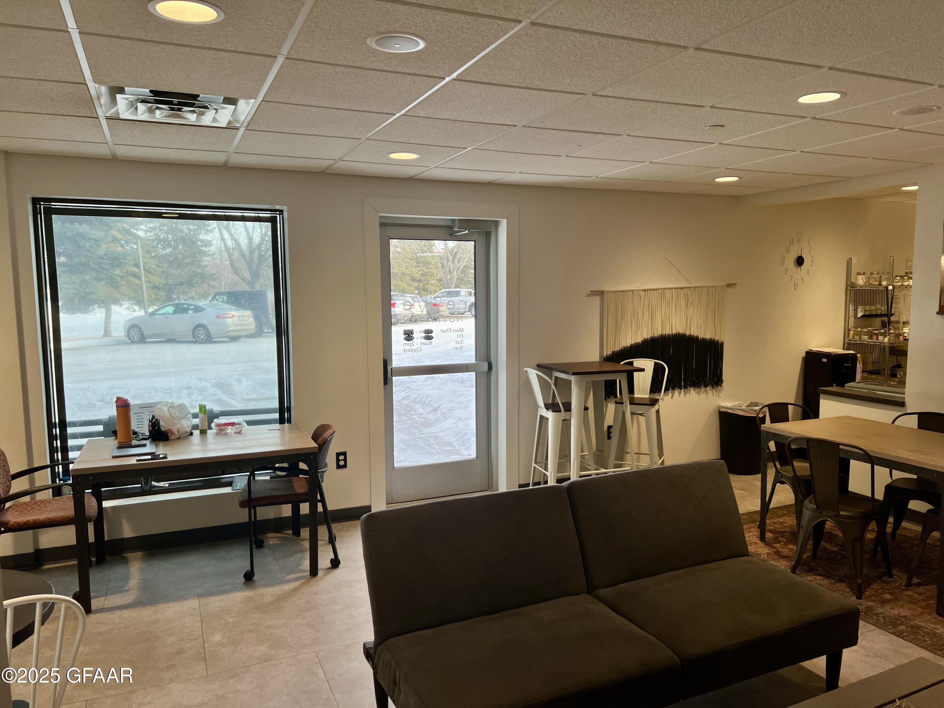 property viewer photo 2