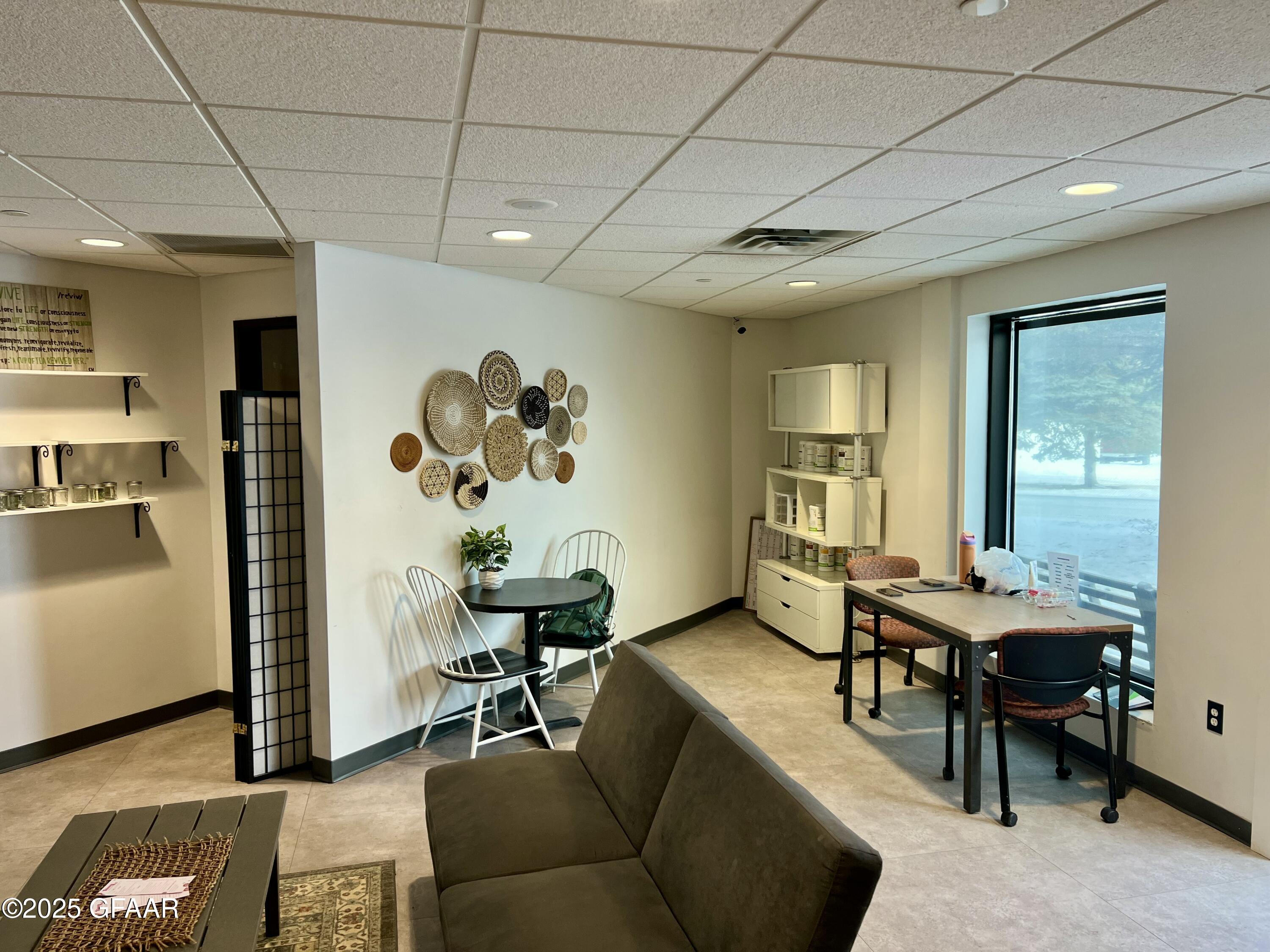 property viewer photo 4