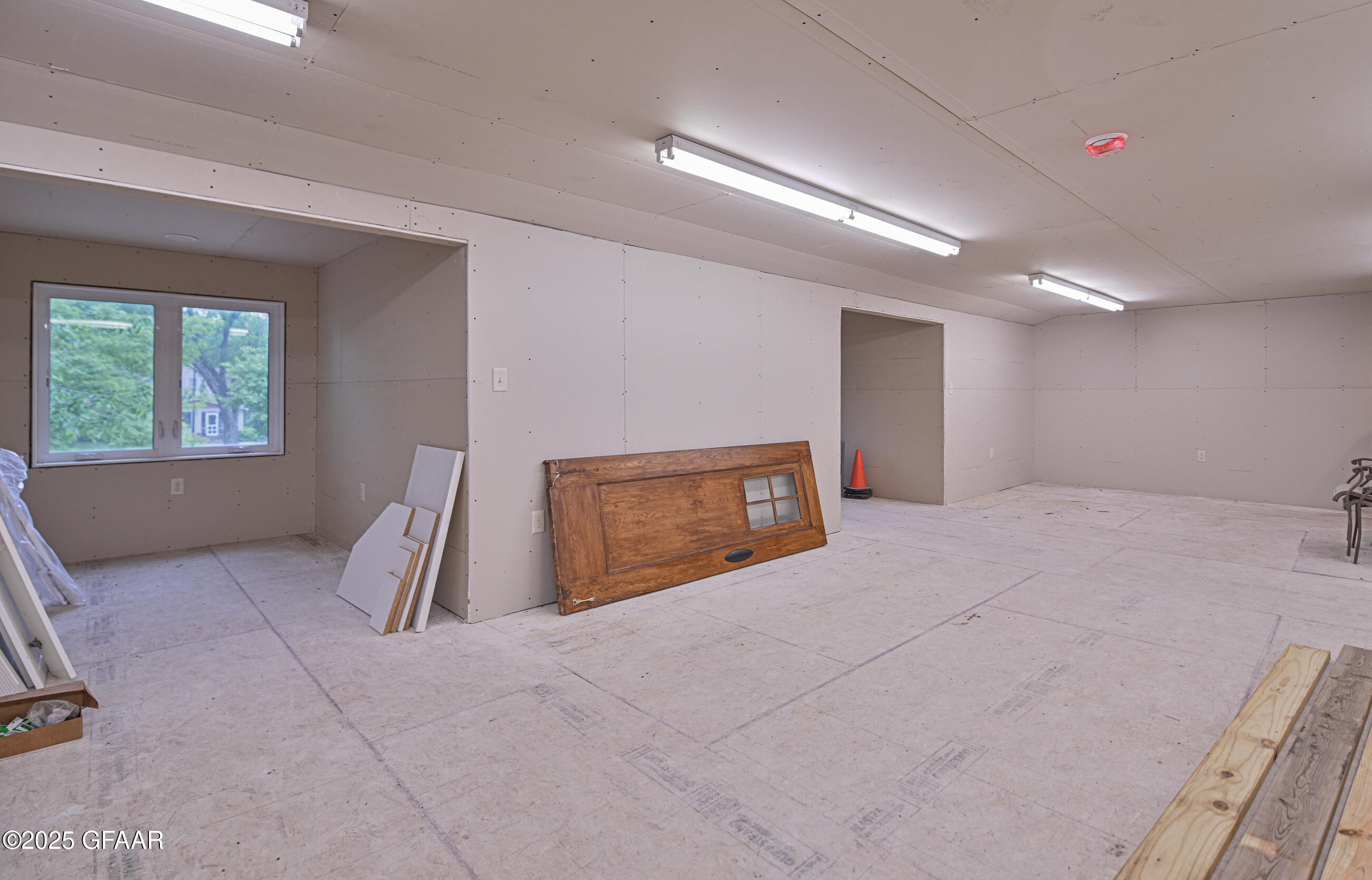 main property photo 69