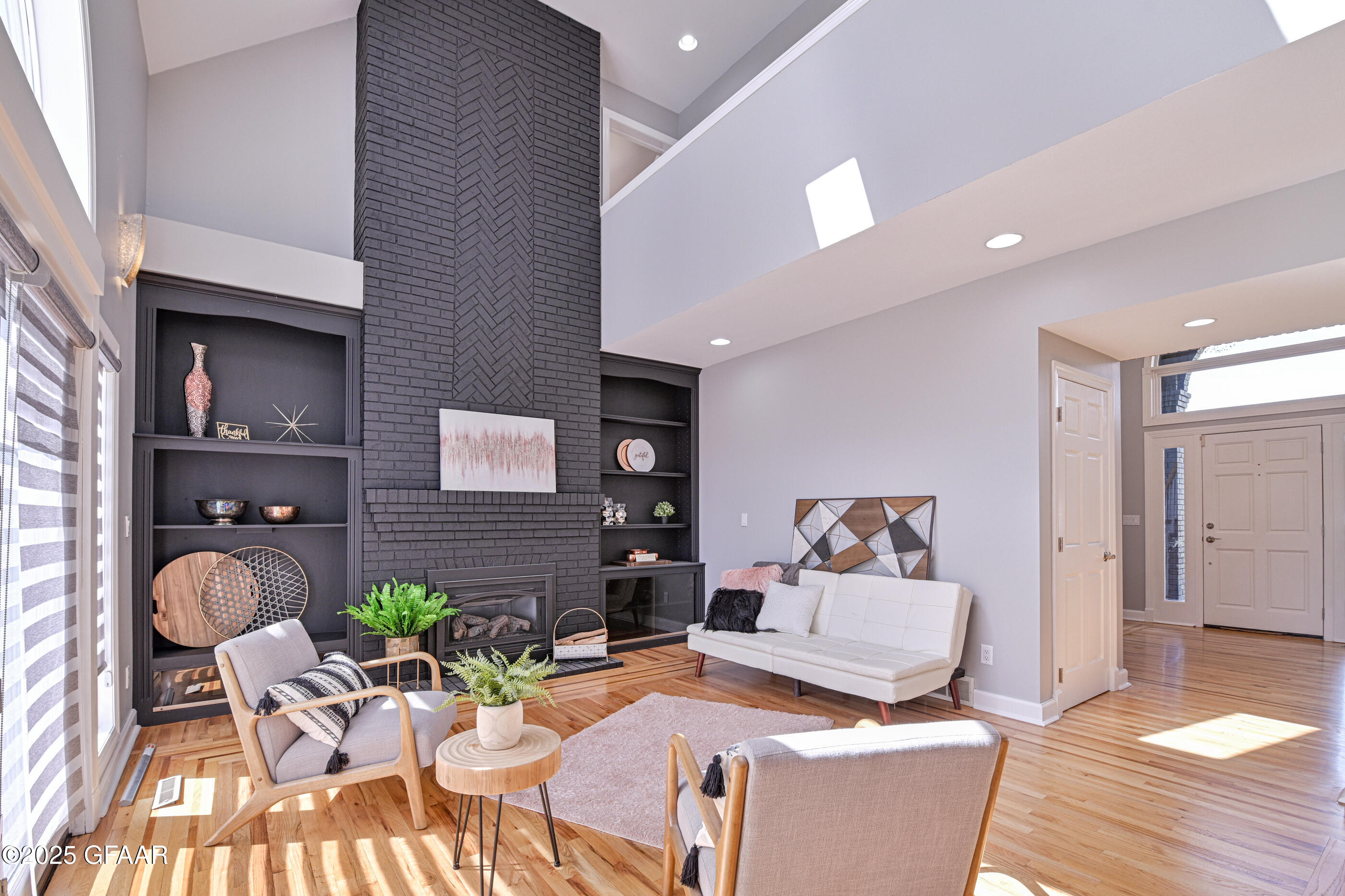 property viewer photo 22