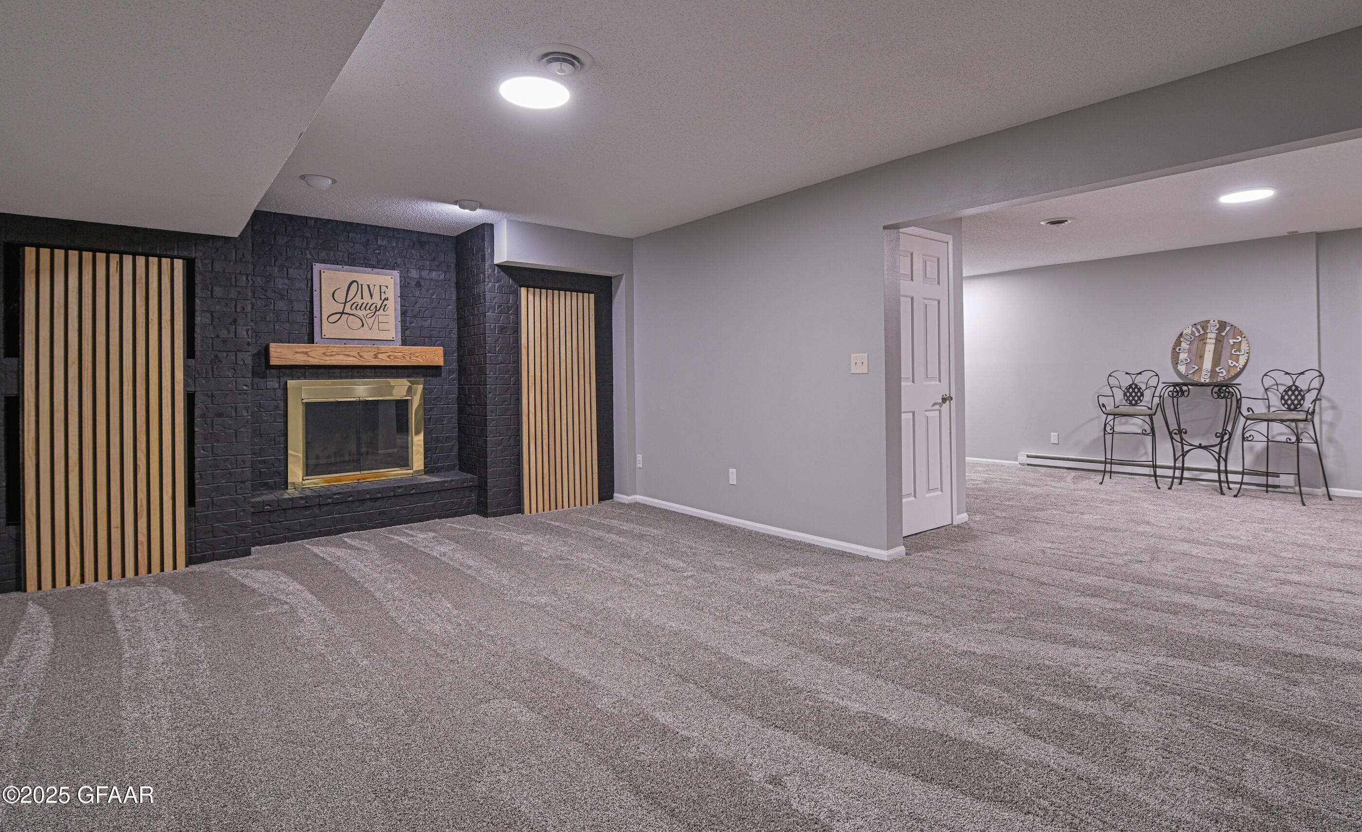 property viewer photo 46