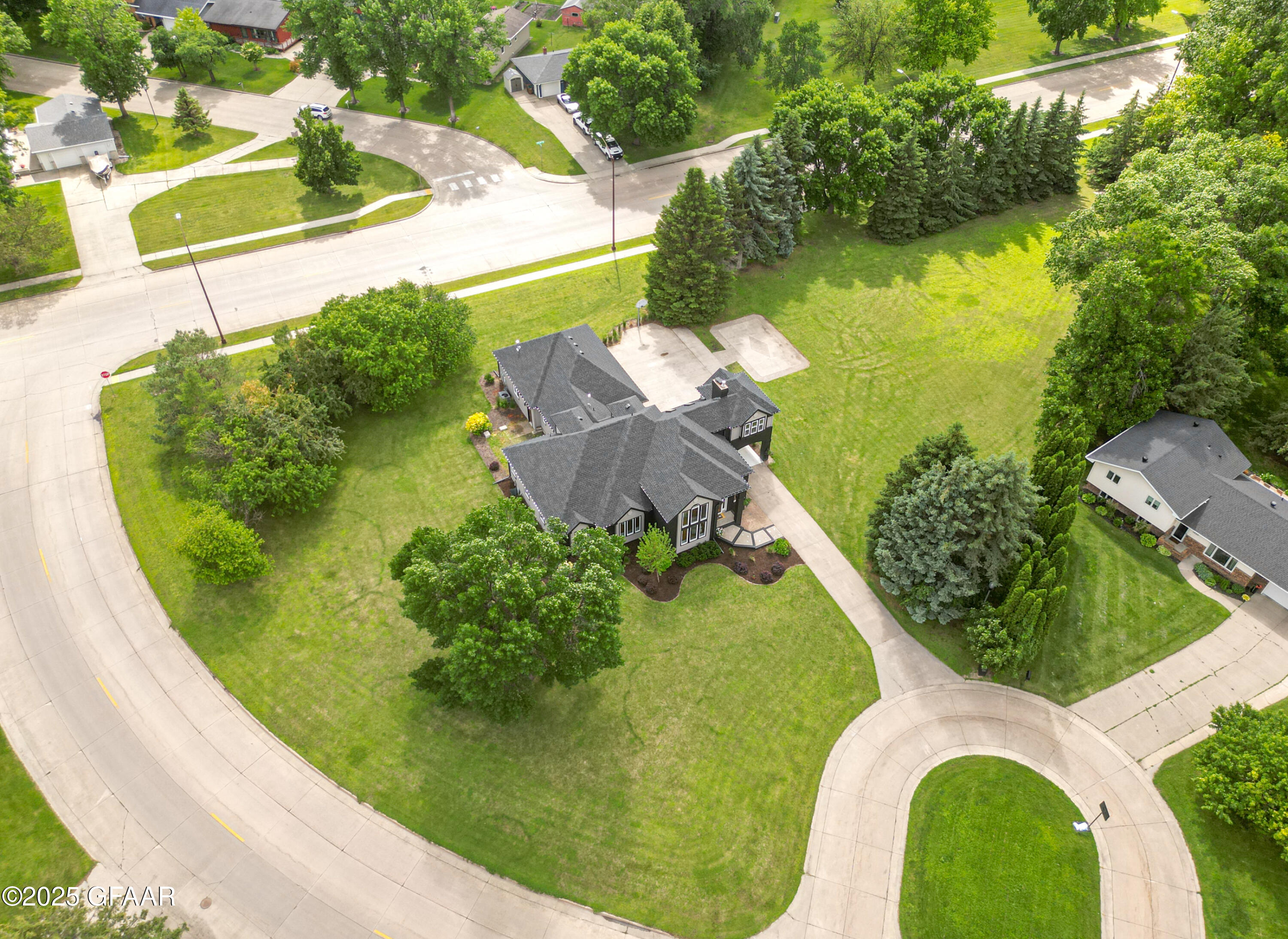 property viewer photo 70