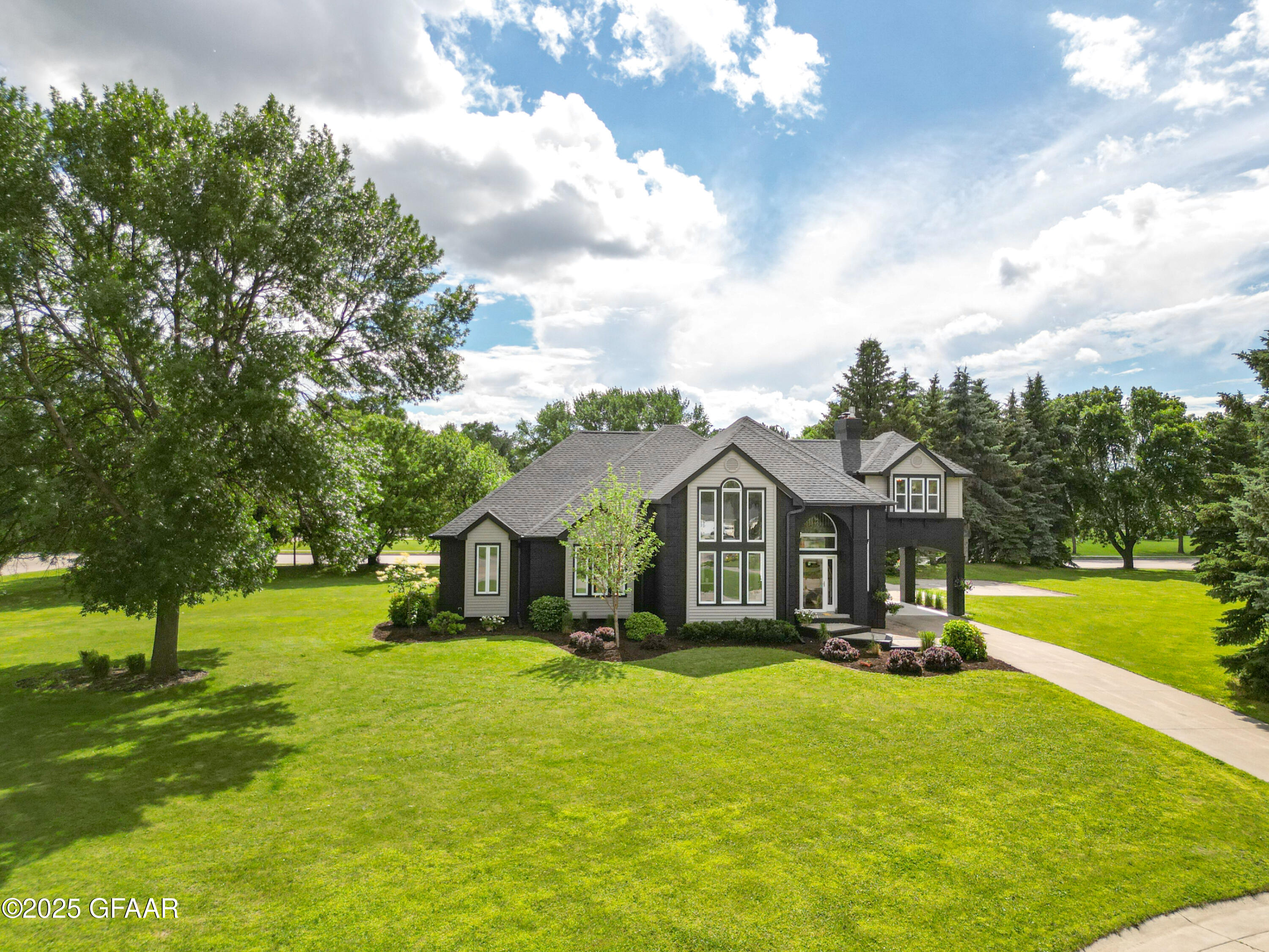 property viewer photo 72