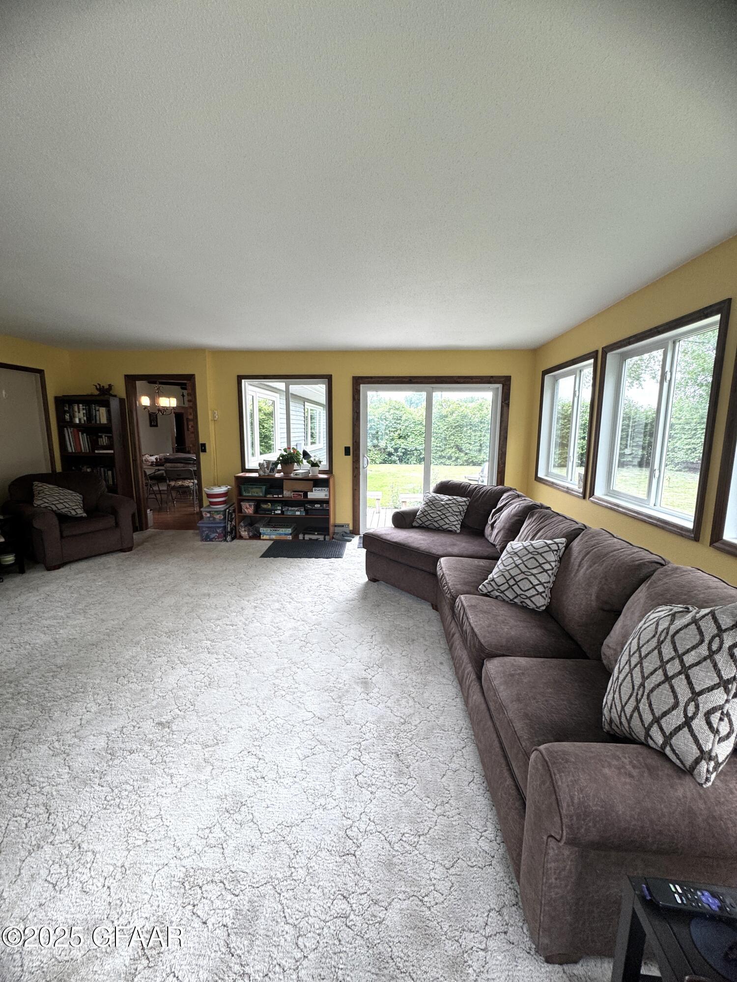 property viewer photo 17