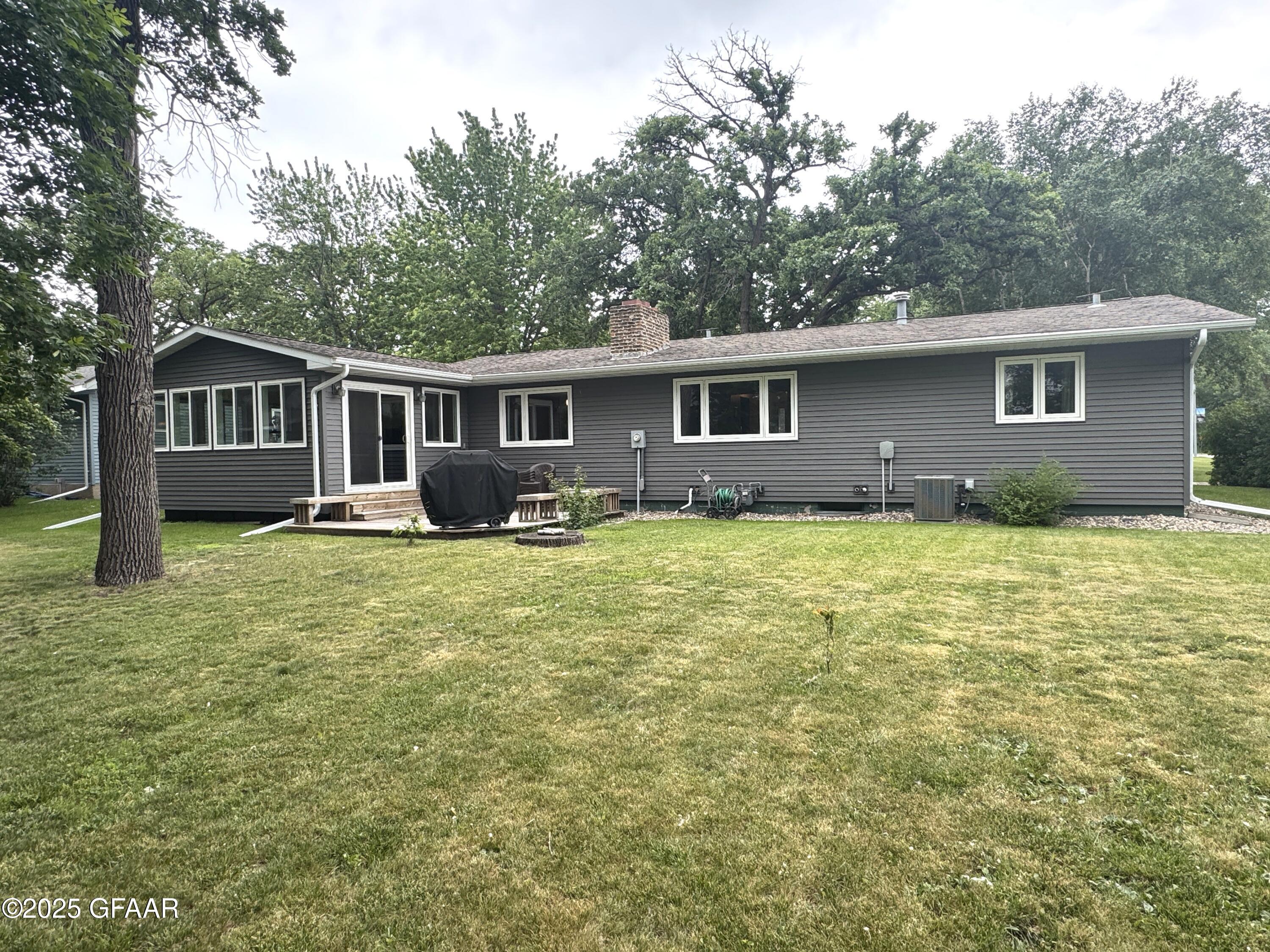 property viewer photo 2
