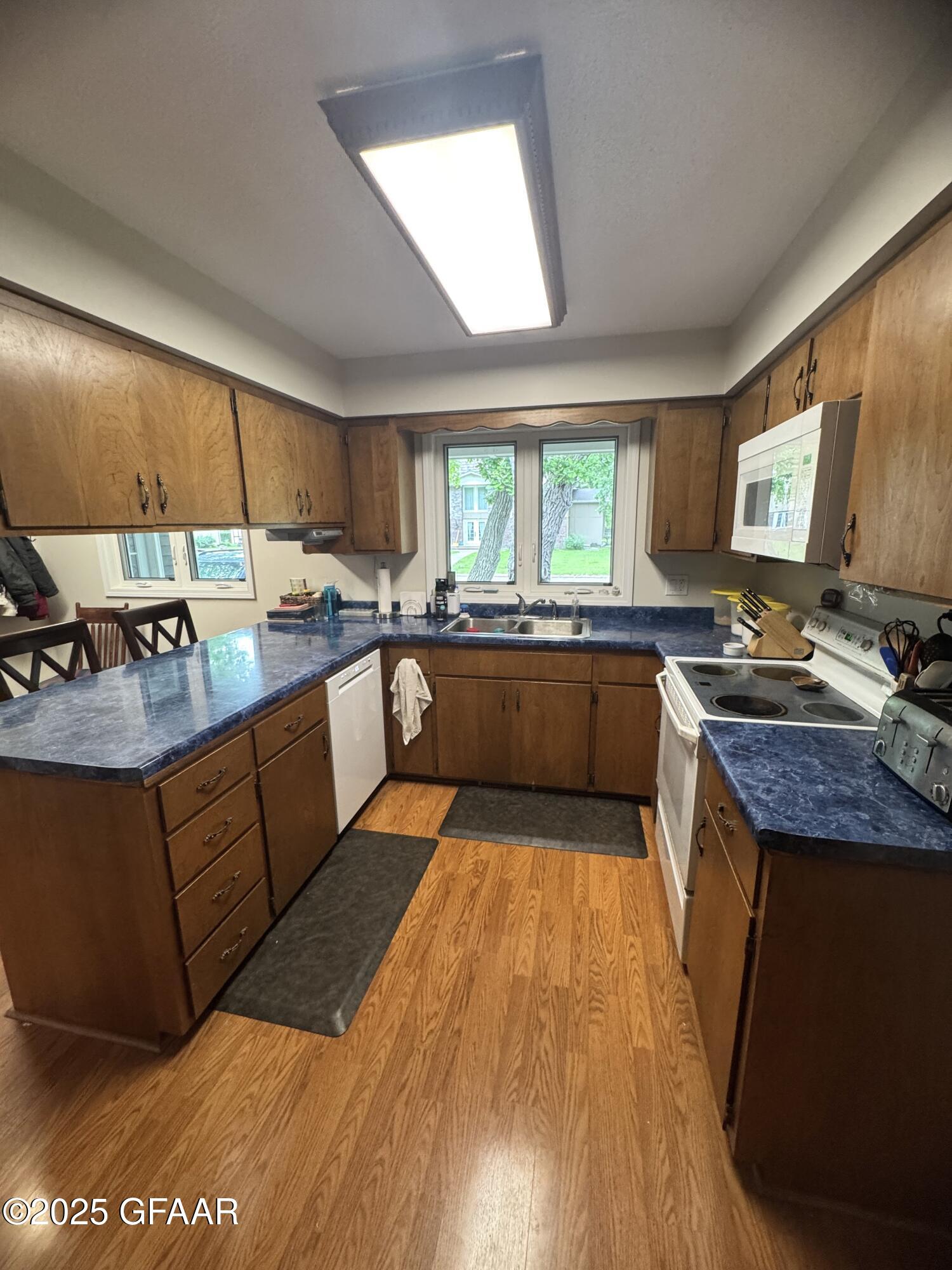 property viewer photo 22