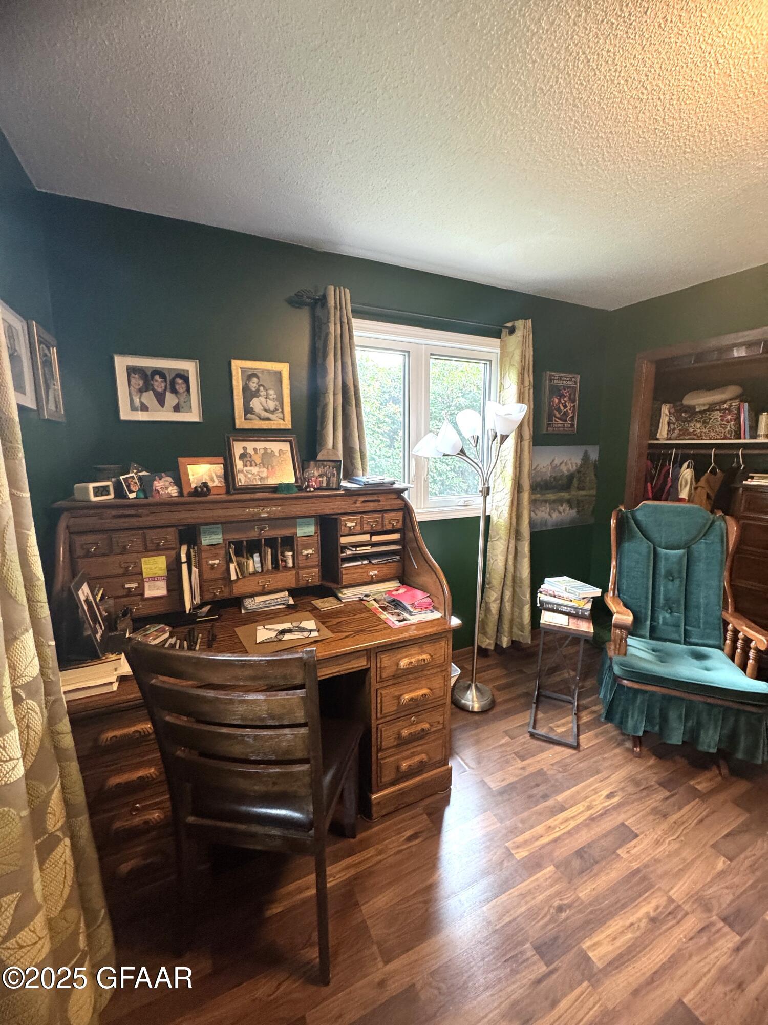 property viewer photo 40