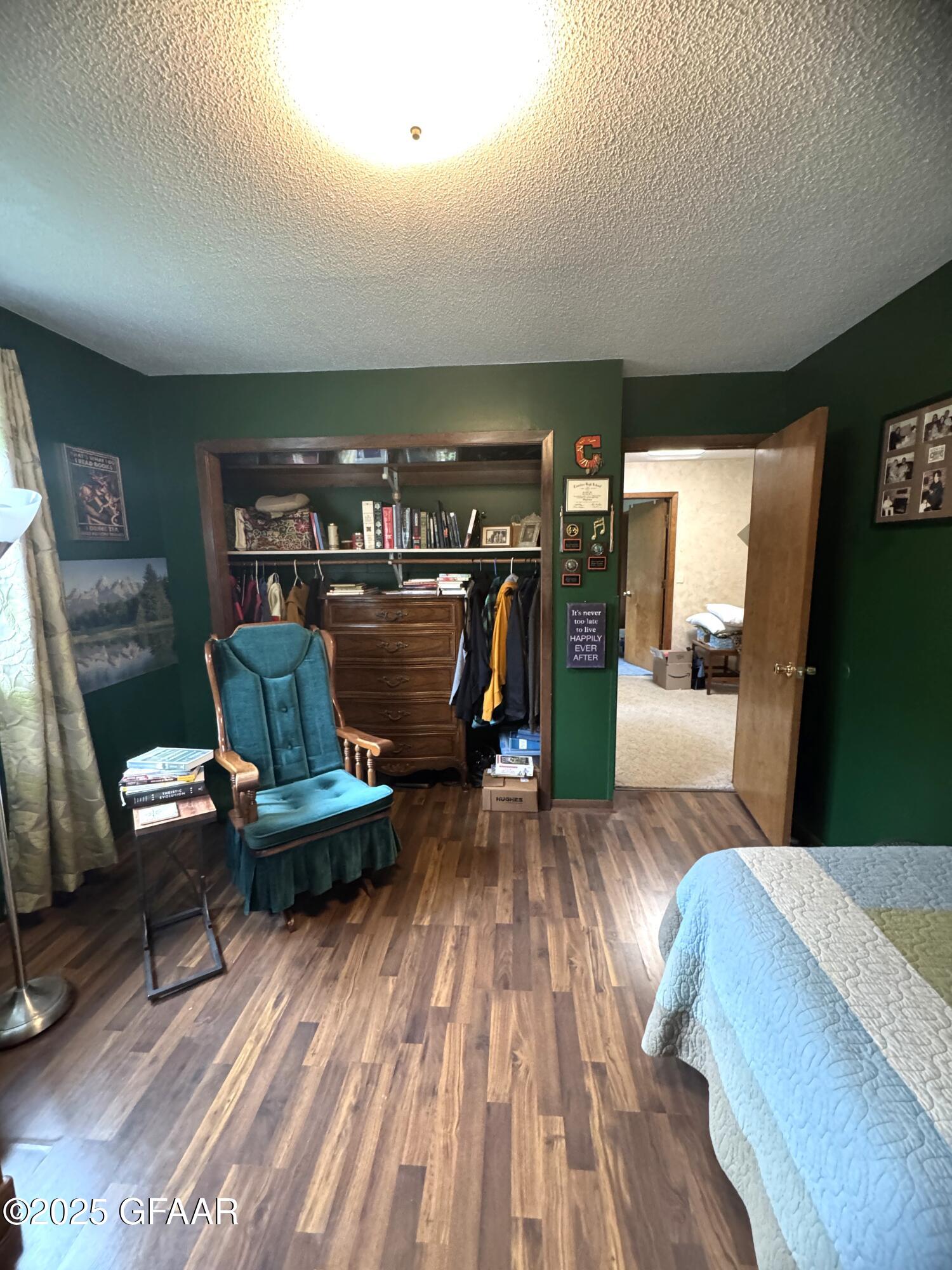 property viewer photo 41