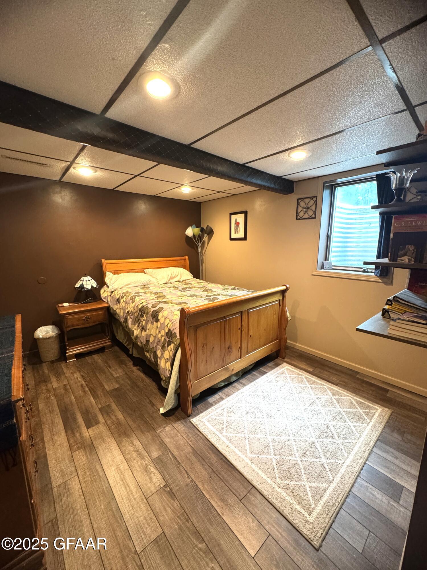 property viewer photo 43