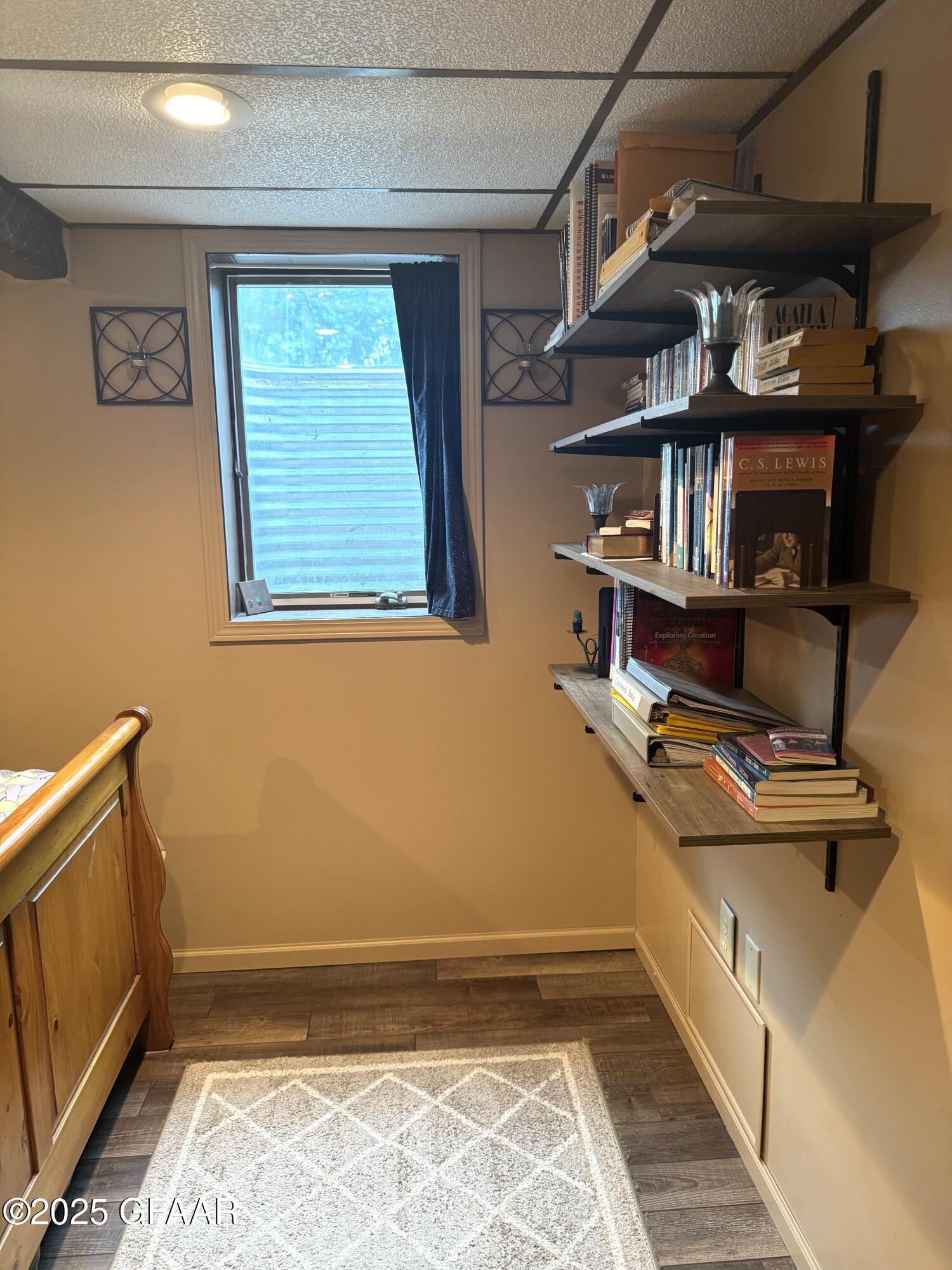 property viewer photo 44