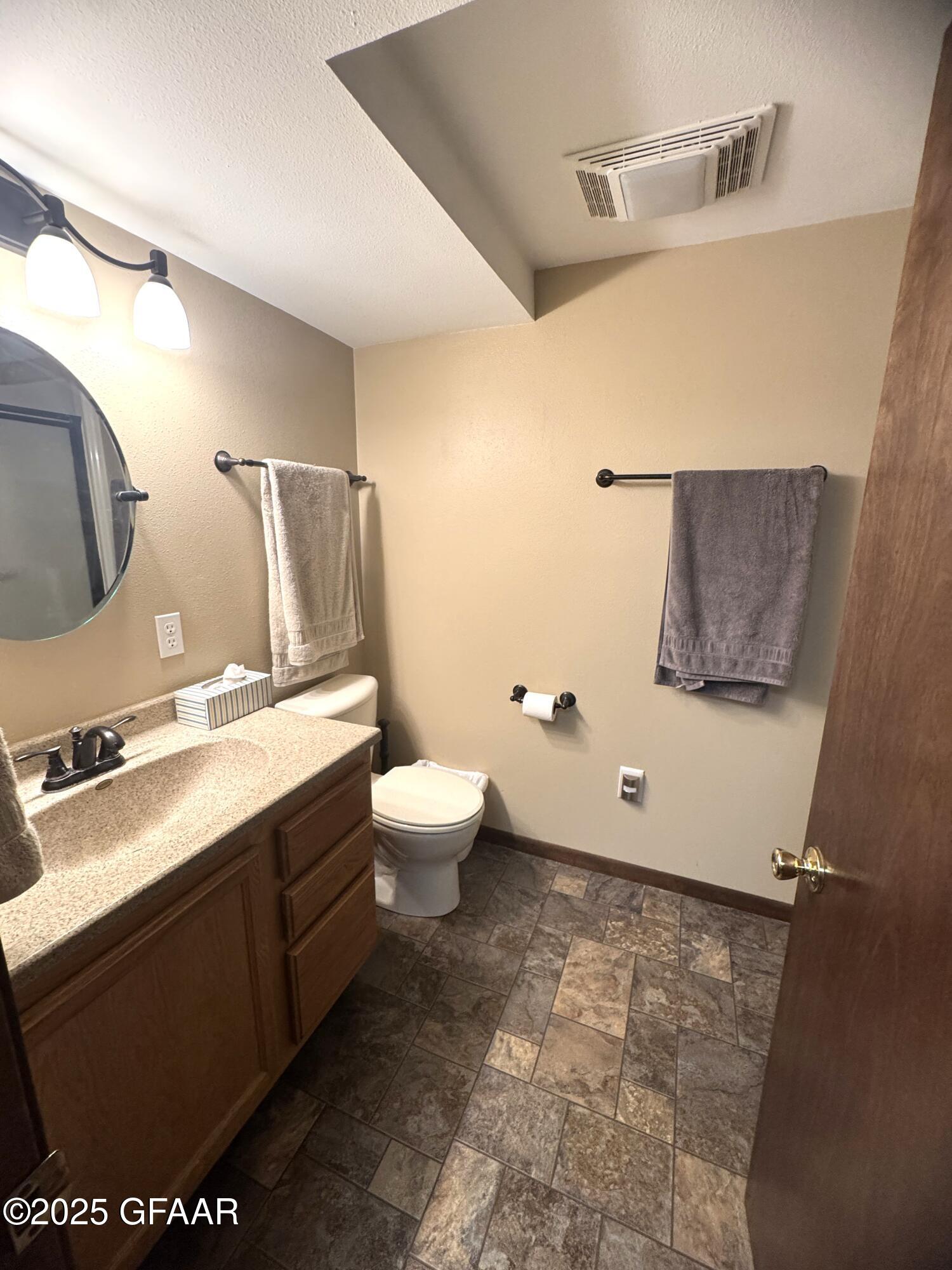 property viewer photo 46