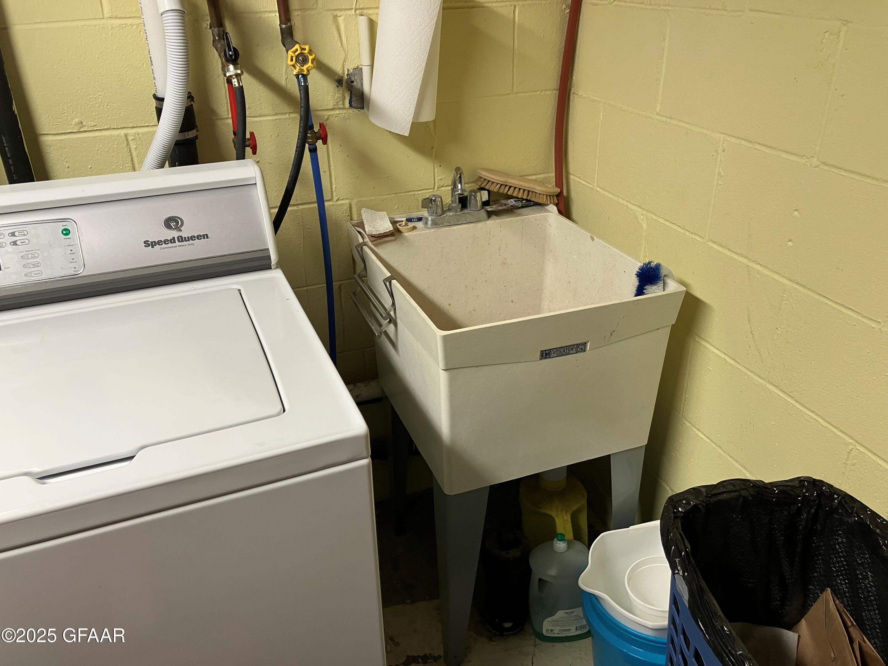 property viewer photo 63