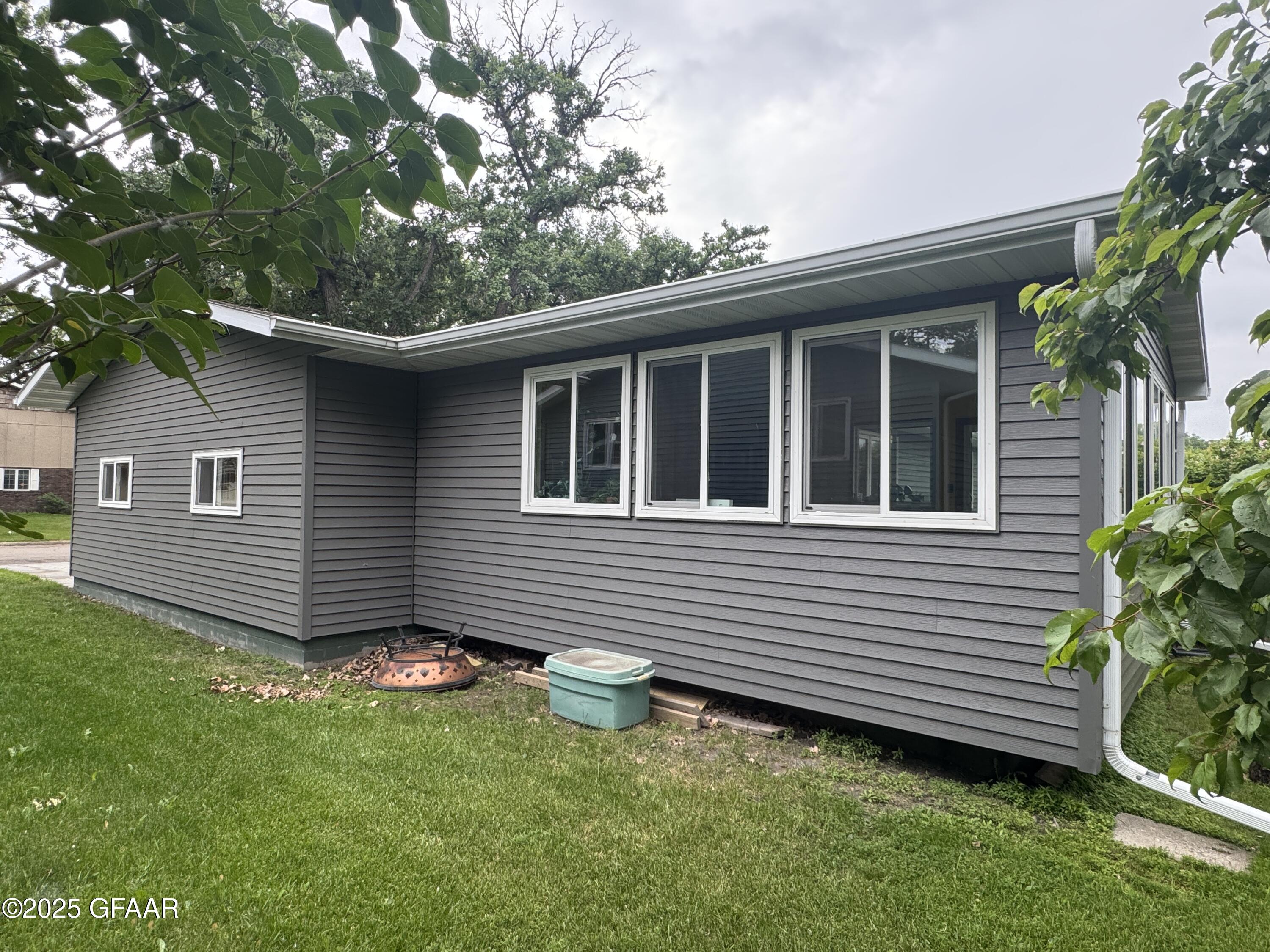 property viewer photo 79